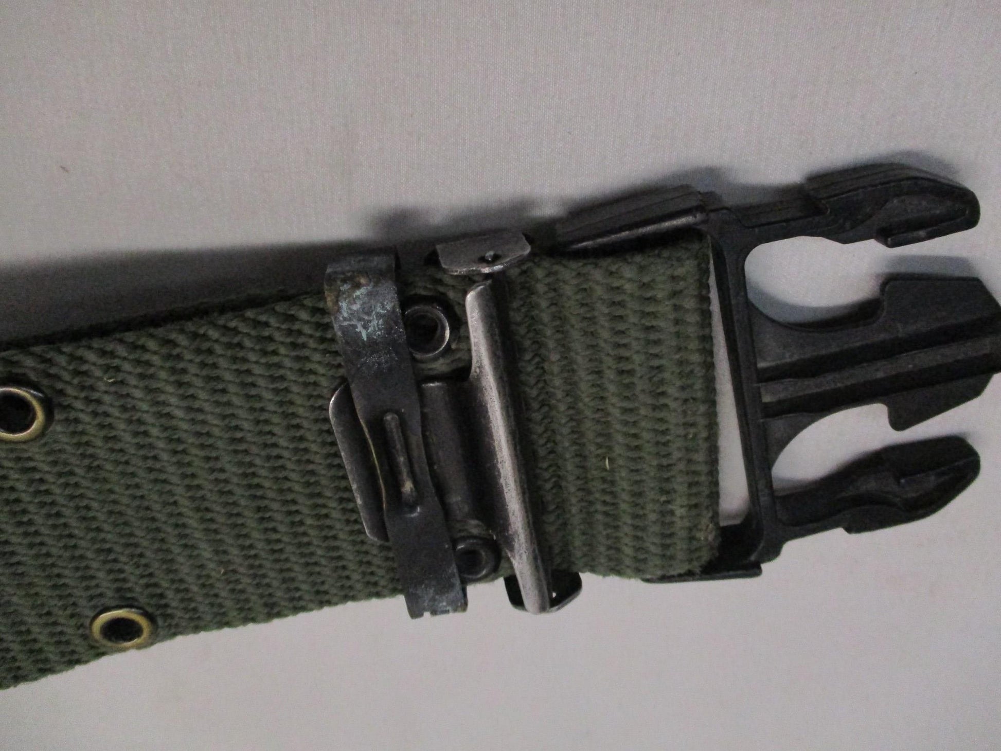 USGI WEB PISTOL BELT MEDIUM LBE LCE ALICE OD GREEN LC-2 NYLON 8465-01-322-1965 - Centex Military Gear