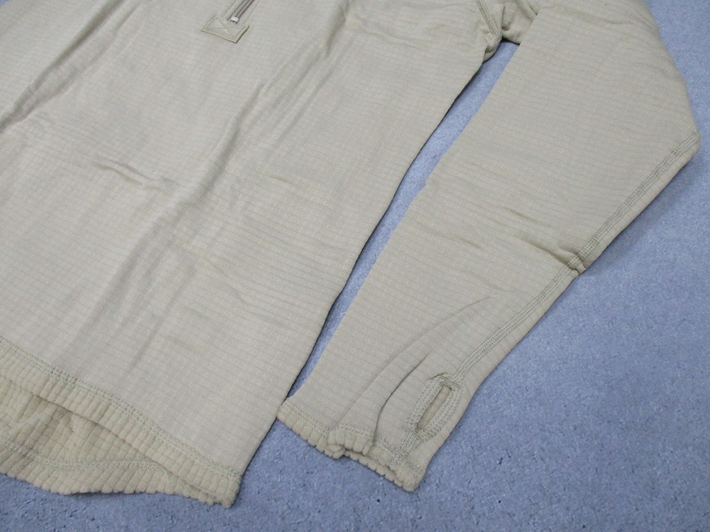 Centex Military Gear Gen III army tan waffle top mid-weight shirt with long grid fleece, size small.