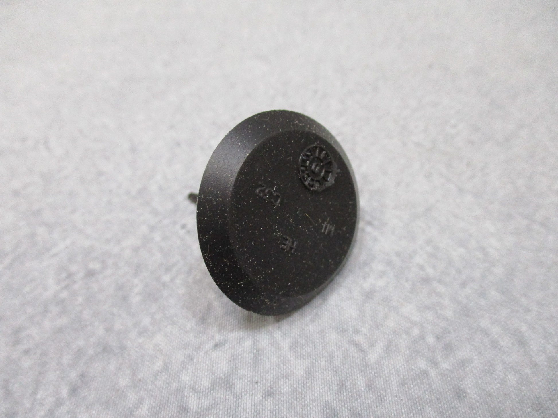 USGI M40 gas mask outlet valve disks in a 10 pack, featuring MCU-2A/P Millennium Valve design by Centex Military Gear.