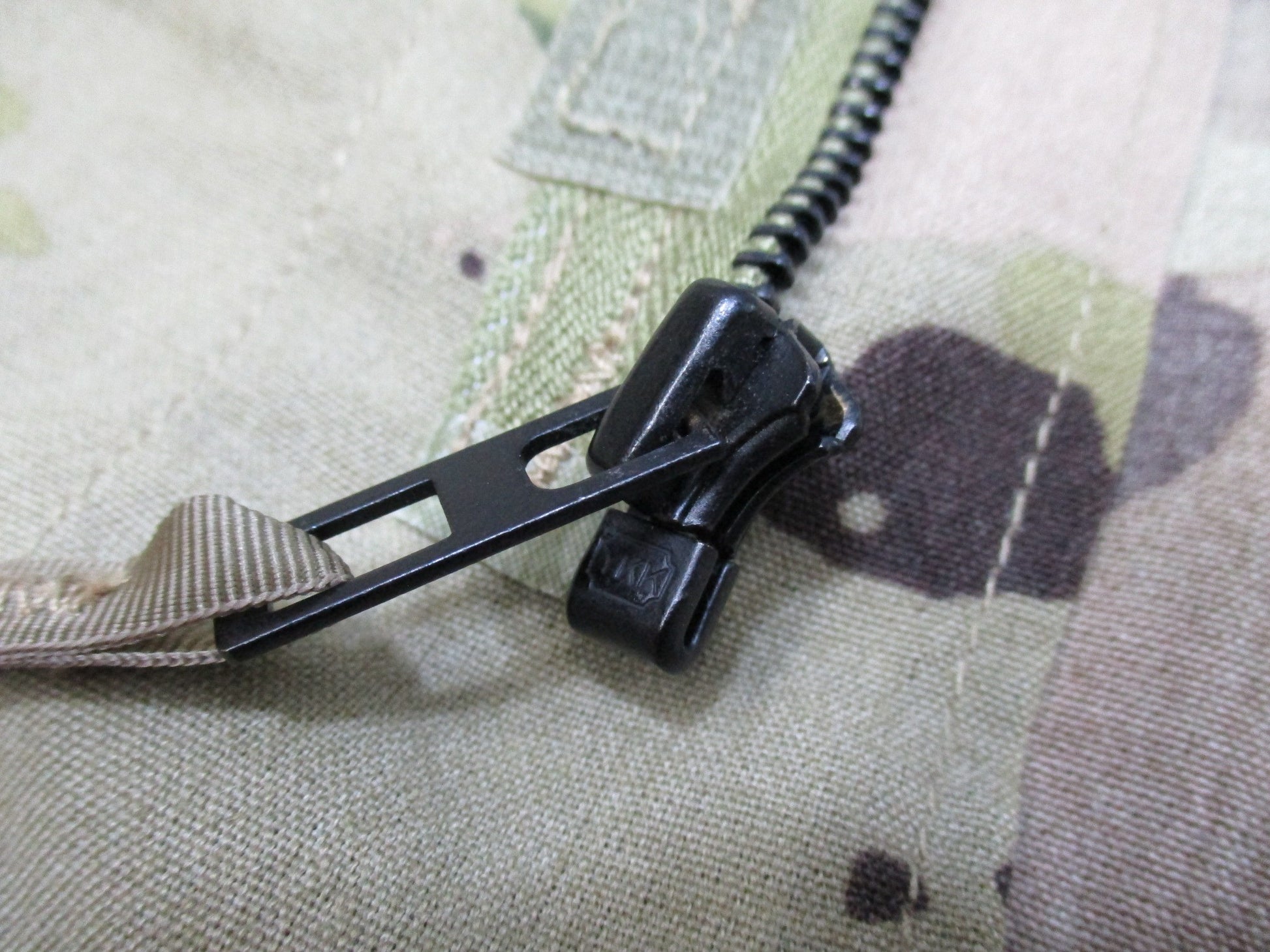 USGI Aircrew Combat Jacket FR Nomex in Scorpion OCP, size Small Long, showcasing military design and fabric details.