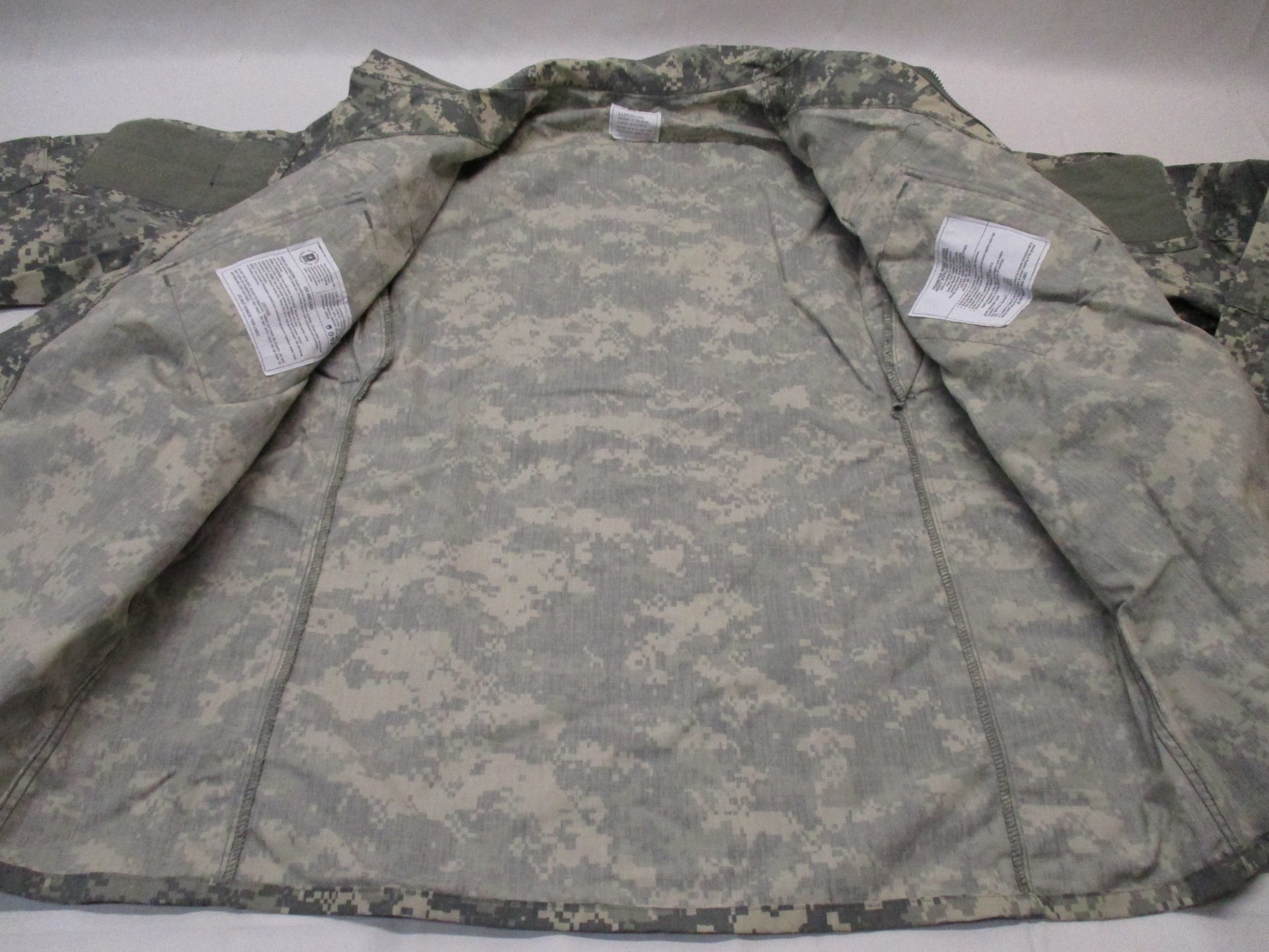 USED ARMY COAT ACU DIGITAL COMBAT UNIFORM SHIRT 50/50 MATERIAL UCP JACKET TOP - Centex Military Gear