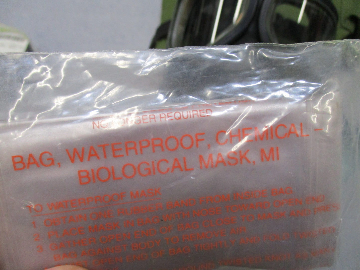 Medium M40 gas mask with clear and dark lenses, C2A1 filter, included bag, military style by Centex Military Gear