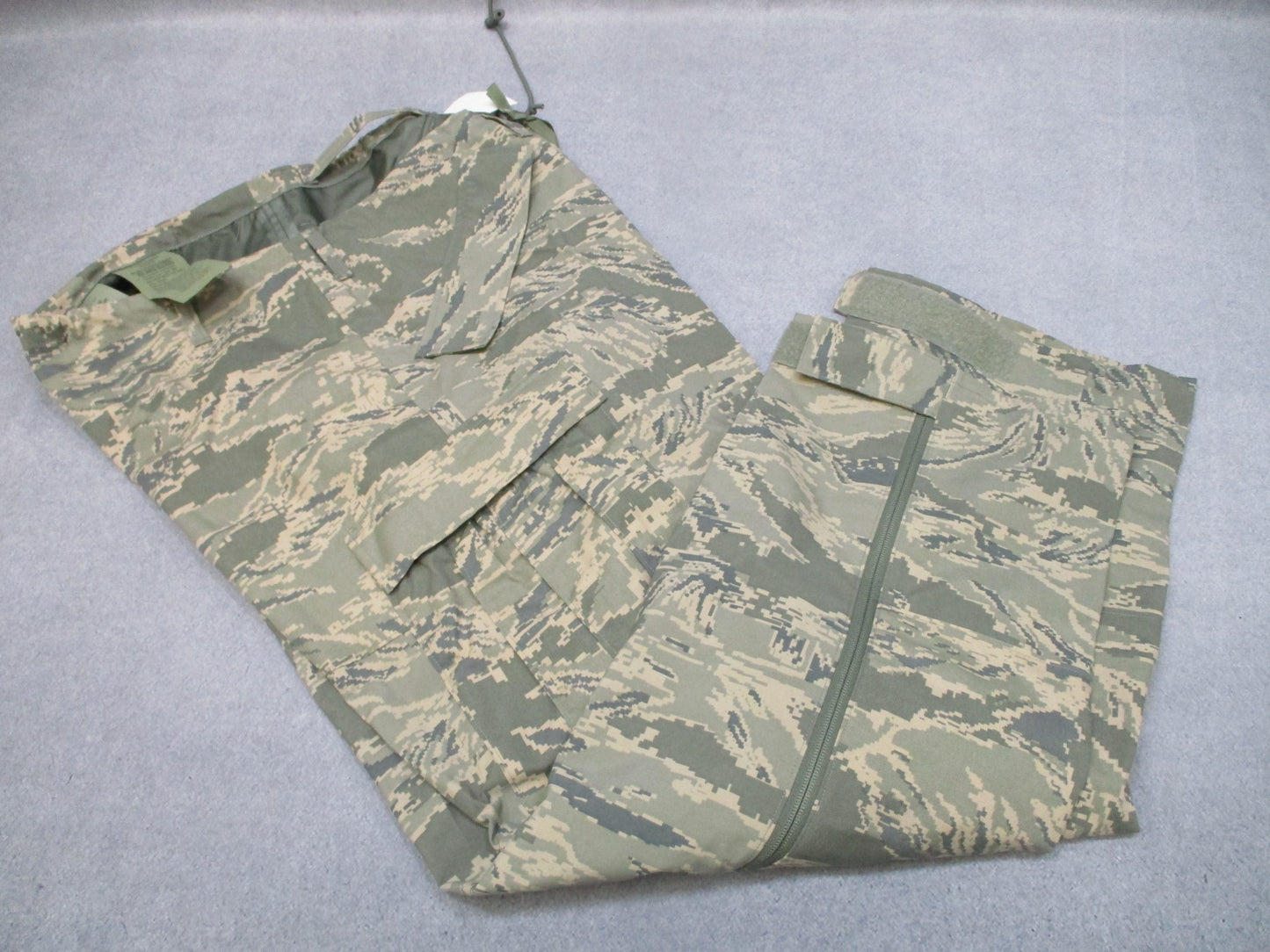 NWT AIR FORCE COLD/ WET WEATHER TROUSER APECS ABDU LARGE/LONG TIGER STRIPE USAF
