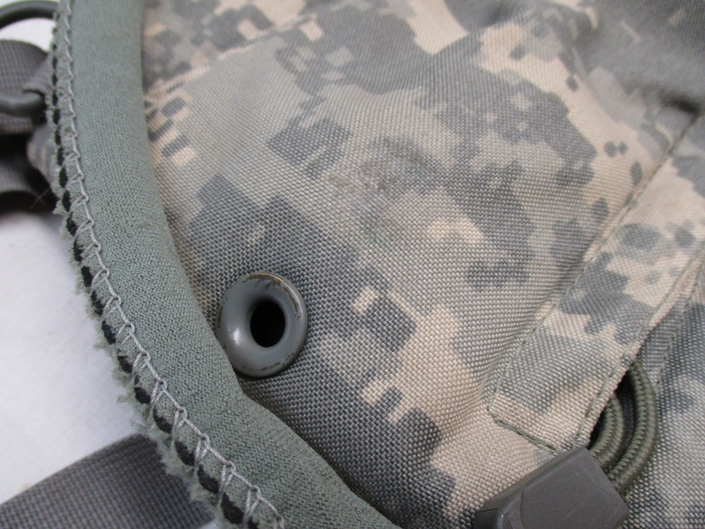 (USED) Camelbak THERMOBAK 3L ACU Hydration Pack USGI w/ Bladder 100oz WATER PACK