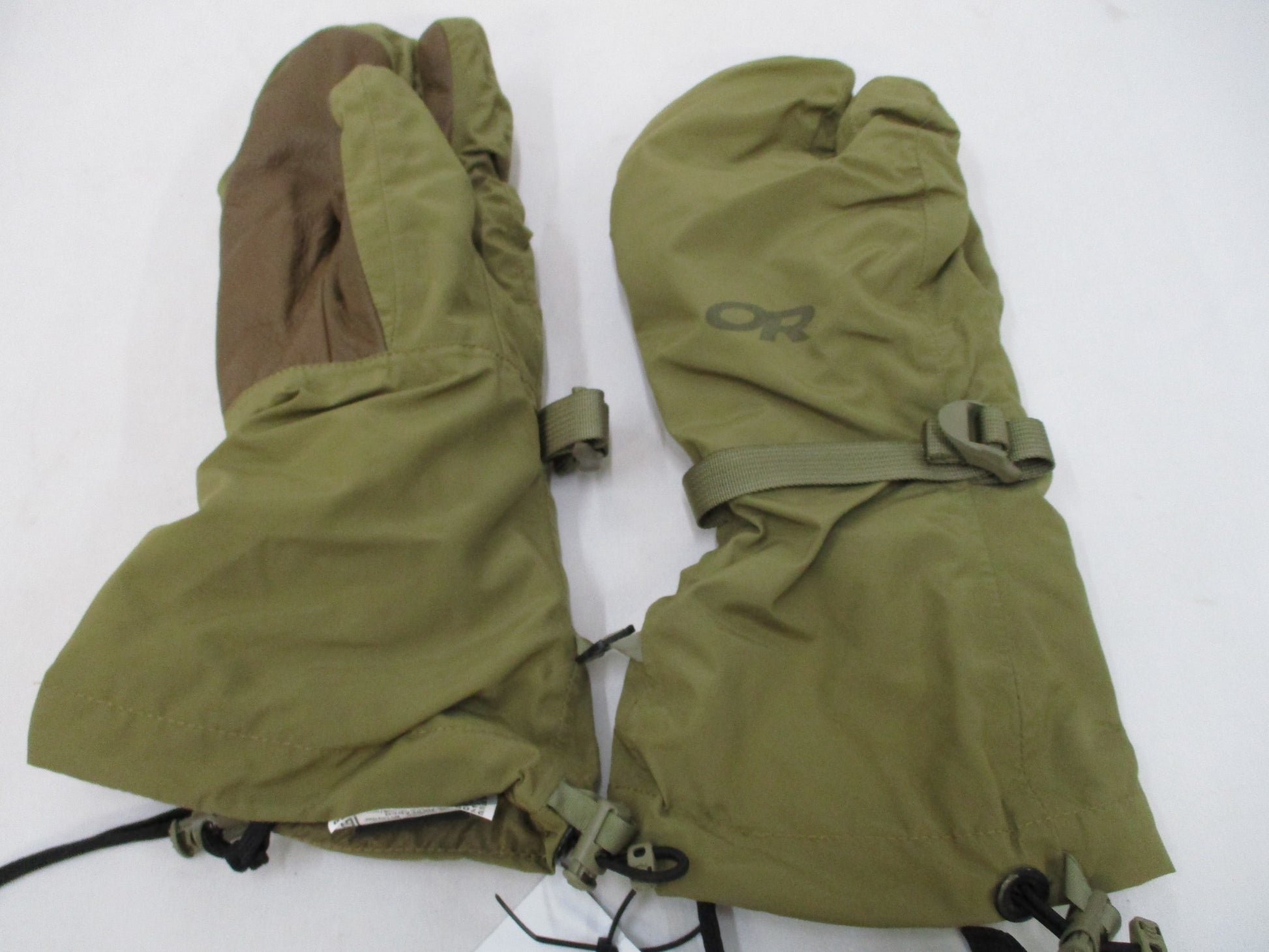 OUTDOOR RESEARCH COYOTE BROWN MILITARY TRIGGER MITTENS COLD WEATHER GLOVE MEDIUM - Centex Military Gear