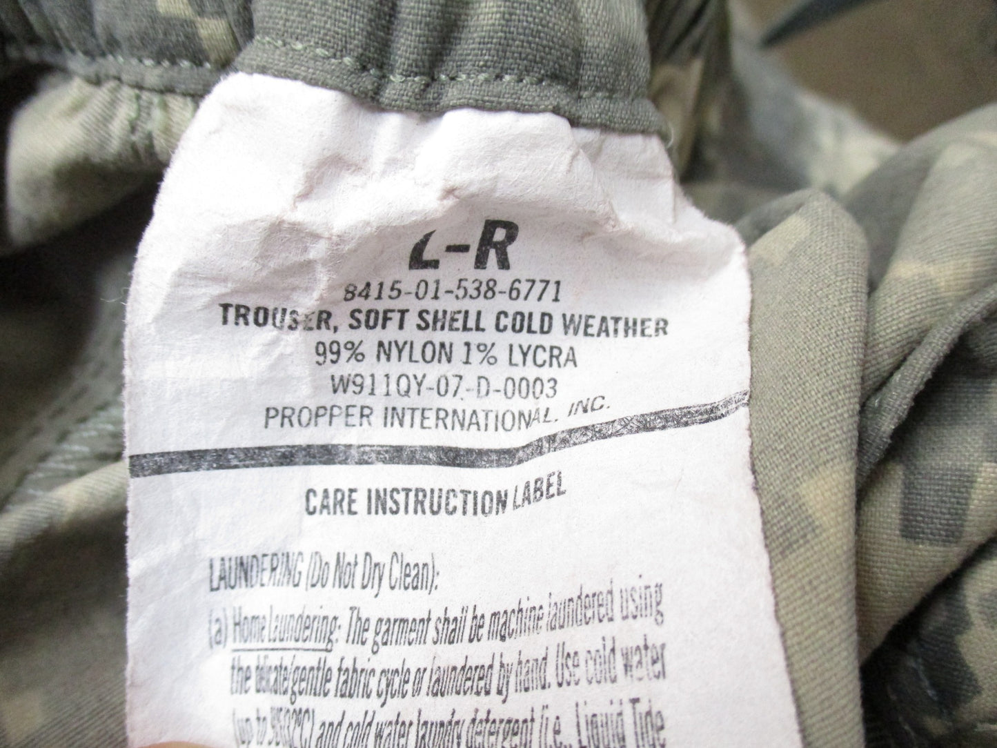 ARMY ACU DIGITAL LEVEL 5 SOFT SHELL TROUSER COLD WEATHER PANTS LARGE/REGULAR