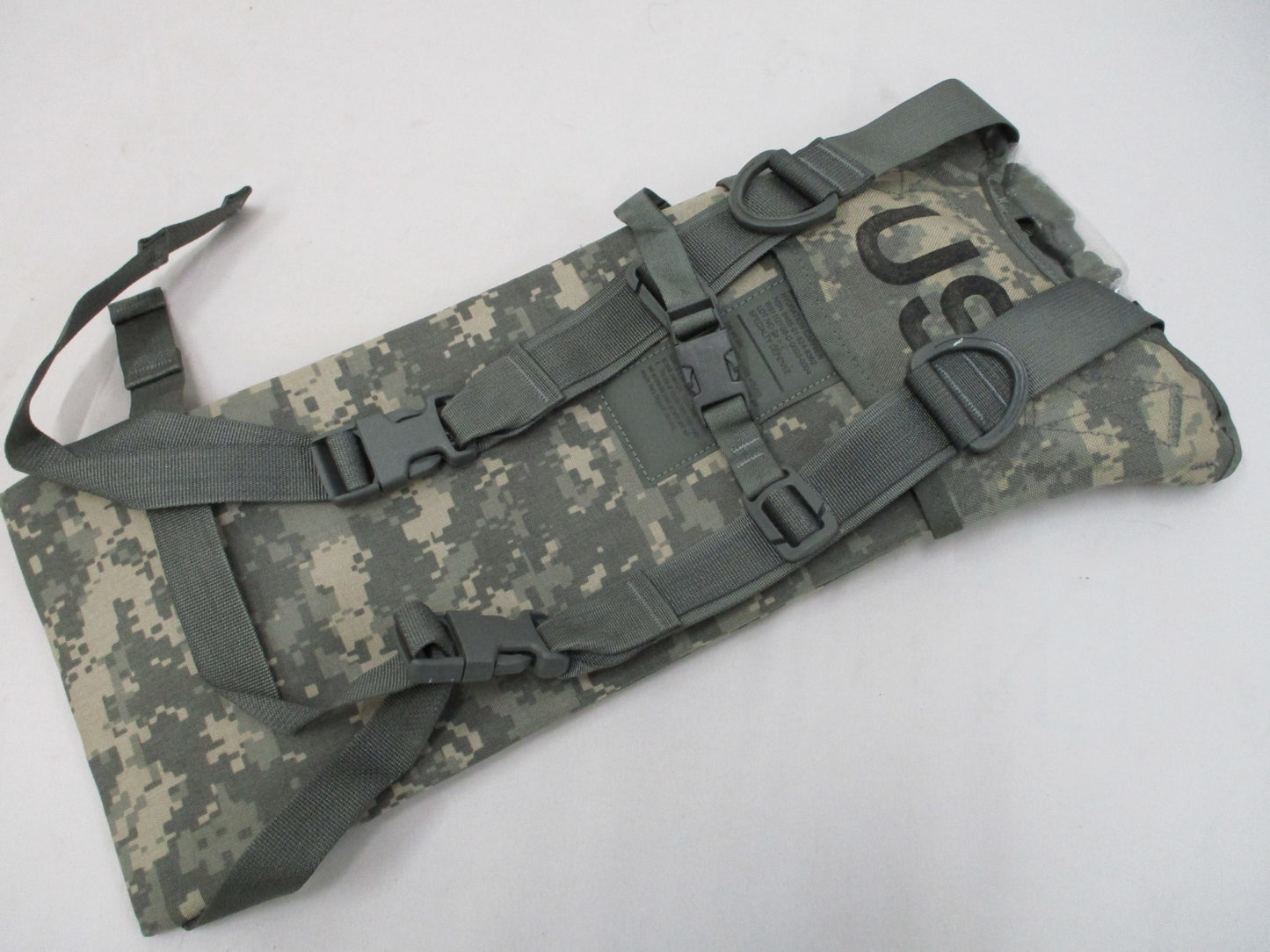 NEW ARMY ACU DIGITAL HYDRATION SYSTEM CARRIER W/ BLADDER PACK 8465-01-524-8362