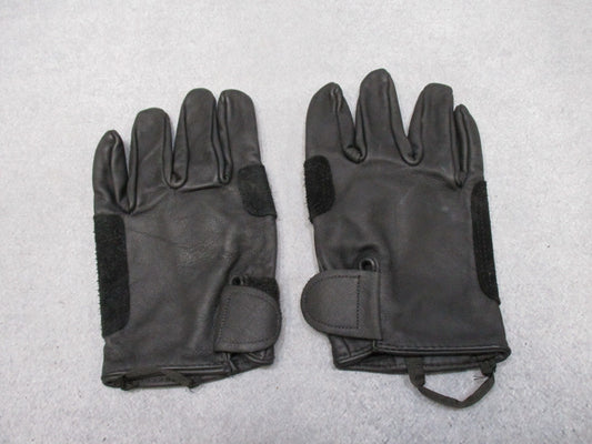 USGI military X-large cowhide utility gloves for men and women, light-duty rappel gloves by Centex Military Gear.