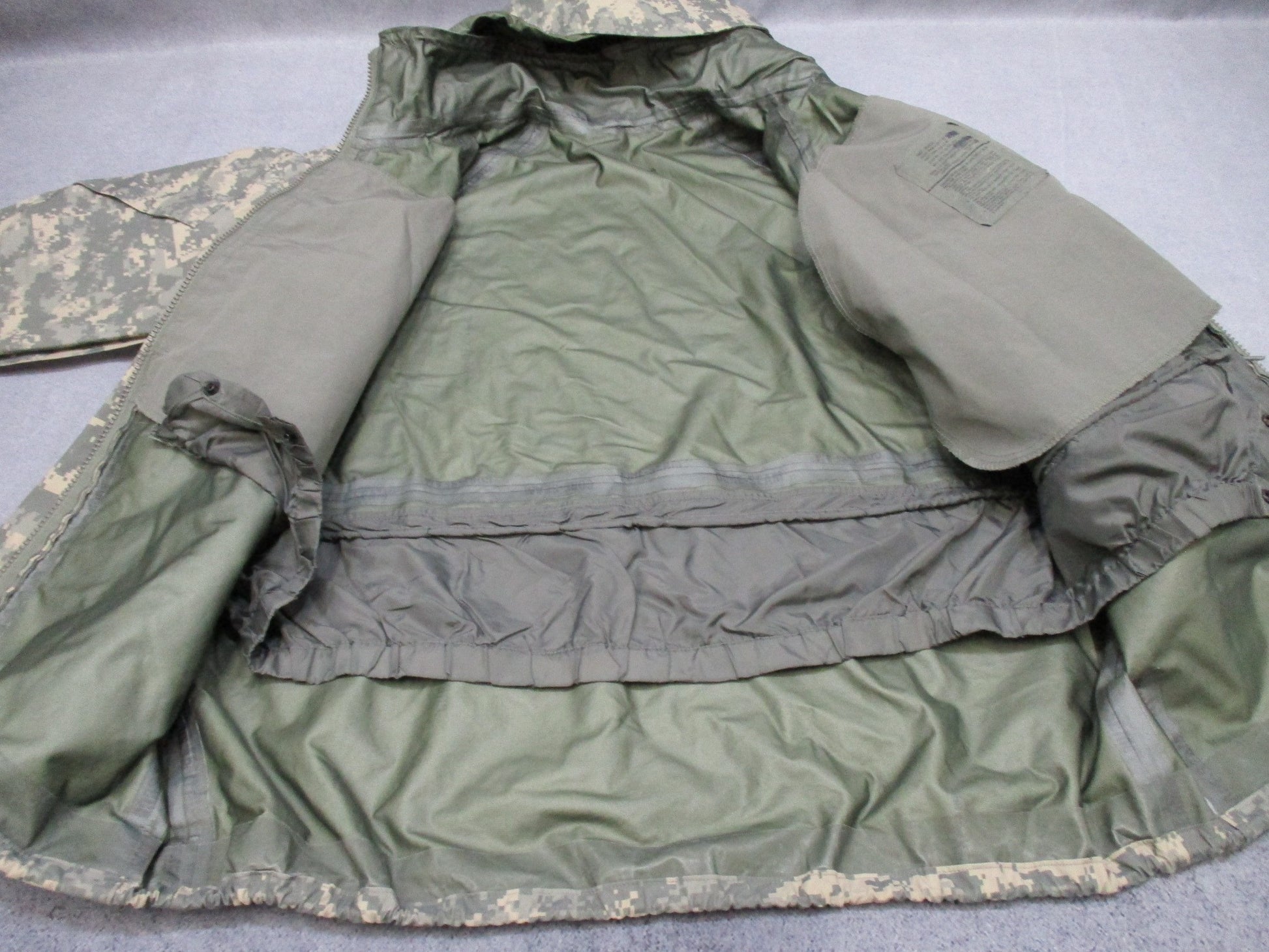 USGI Army ACU Digital Cold/Wet Weather GORE-TEX Jacket by Centex Military Gear, large/regular size, UCP camouflage, front view