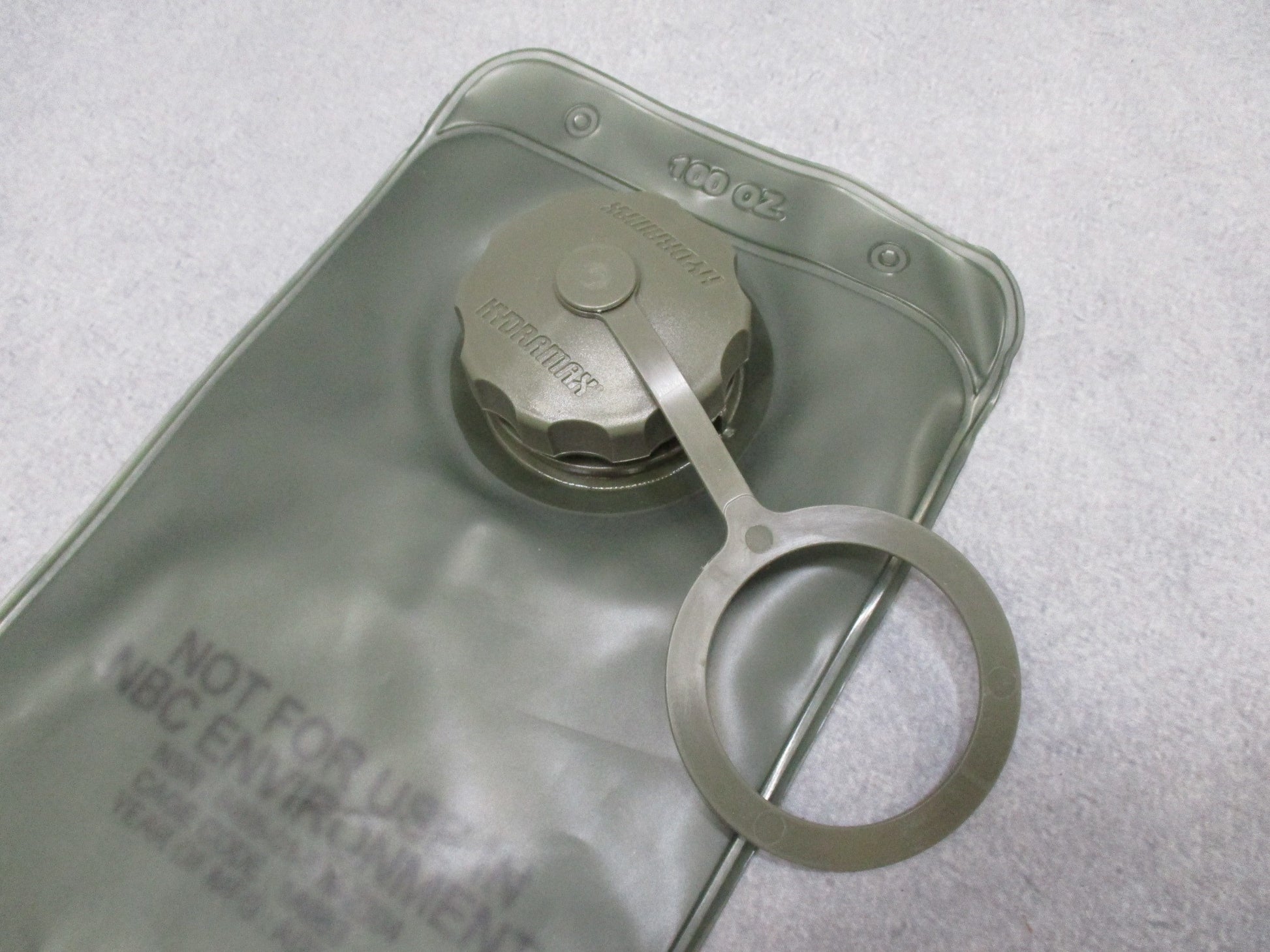 Foliage green USGI MOLLE II 3L hydration bladder by Centex Military Gear, 100oz water reservoir, new with tags.