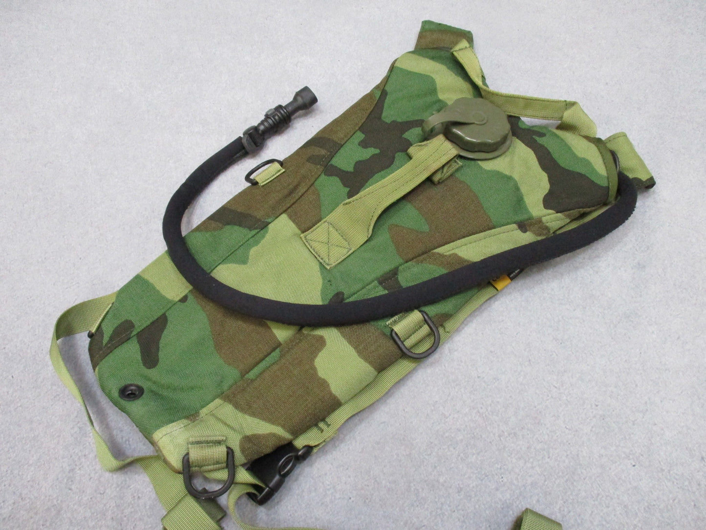 Centex Military Gear Camelbak 3L Woodland BDU hydration pack with outdoor backpack and Thermobak features, in camo with adjustable straps.