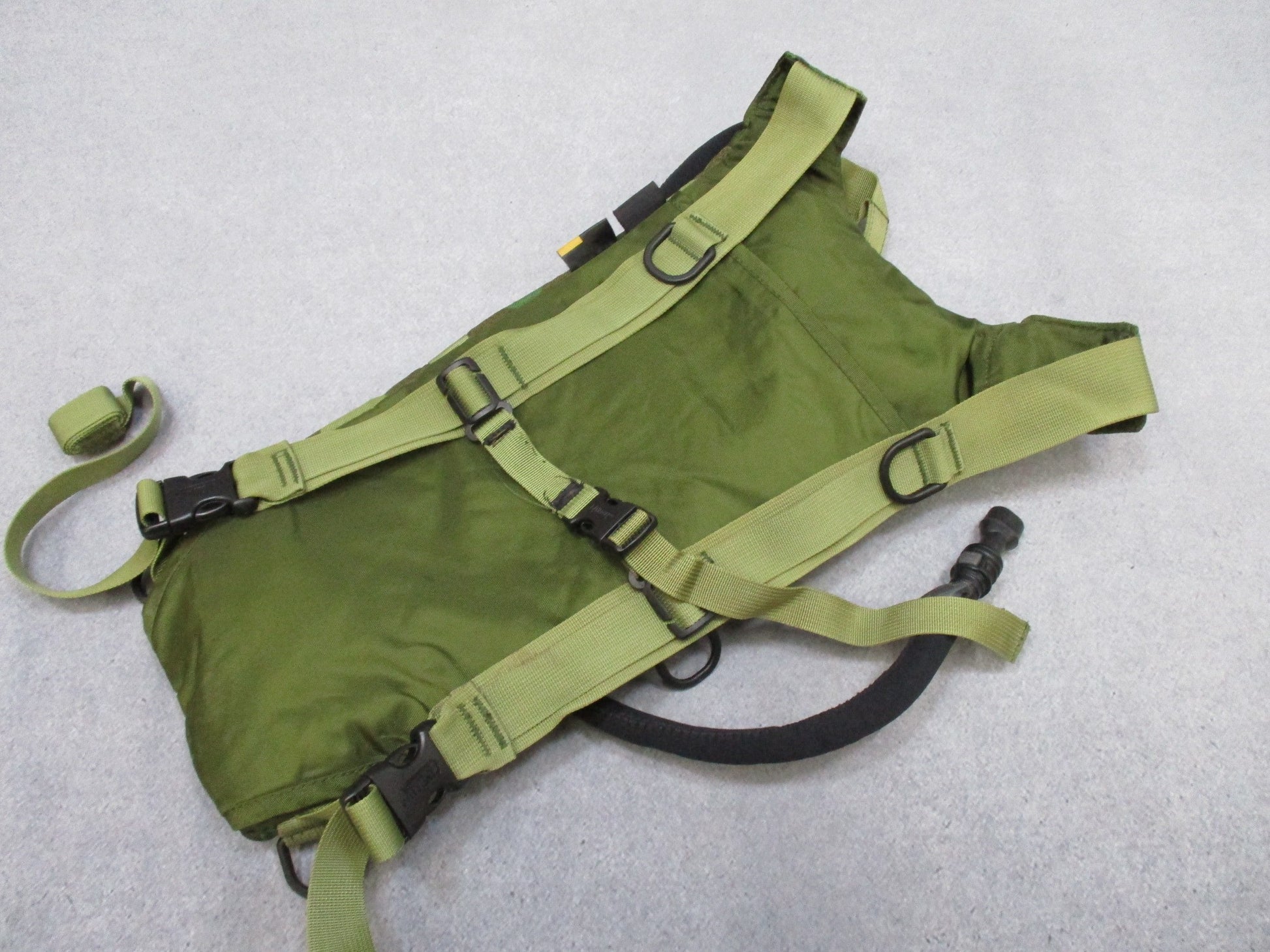 Centex Military Gear Camelbak 3L Woodland BDU hydration pack with thermobak and outdoor backpack features, ideal for outdoor activities.