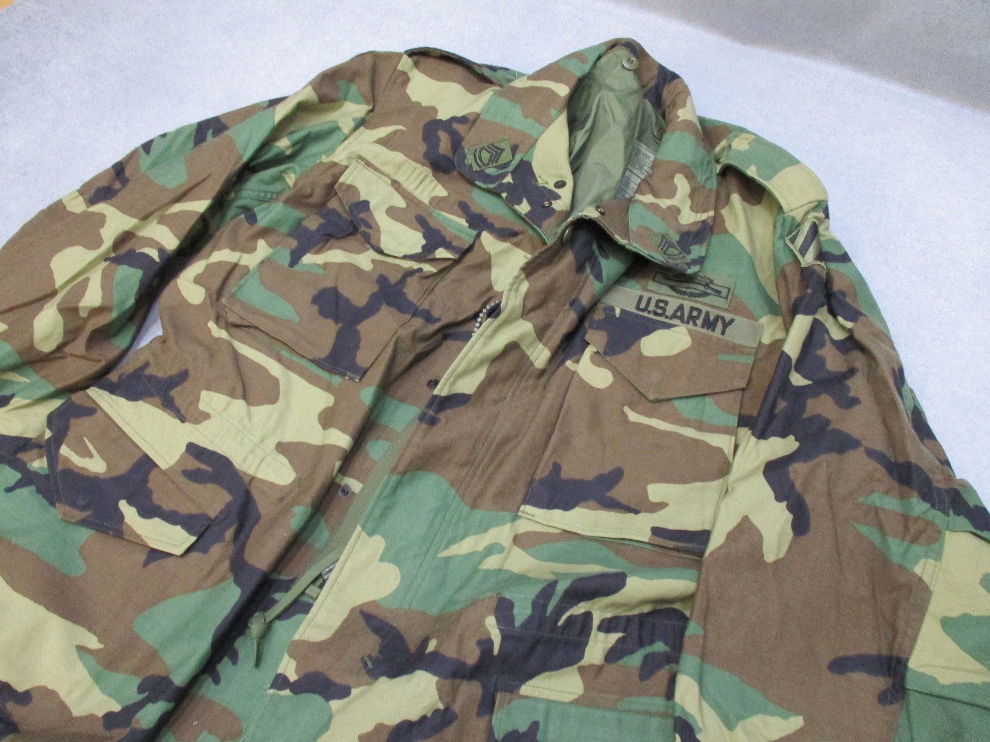 USGI M65 Field Jacket Woodland in large regular size with patches, Cold Weather Coat by Centex Military Gear, outdoor military style