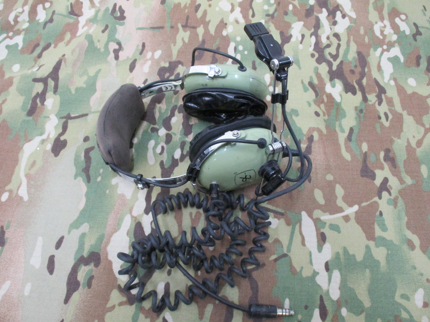 USED DAVID CLARK FLIGHT AIRCREW AVIATION HEADSET W/ BOOM MIC H10-76 EARPHONES