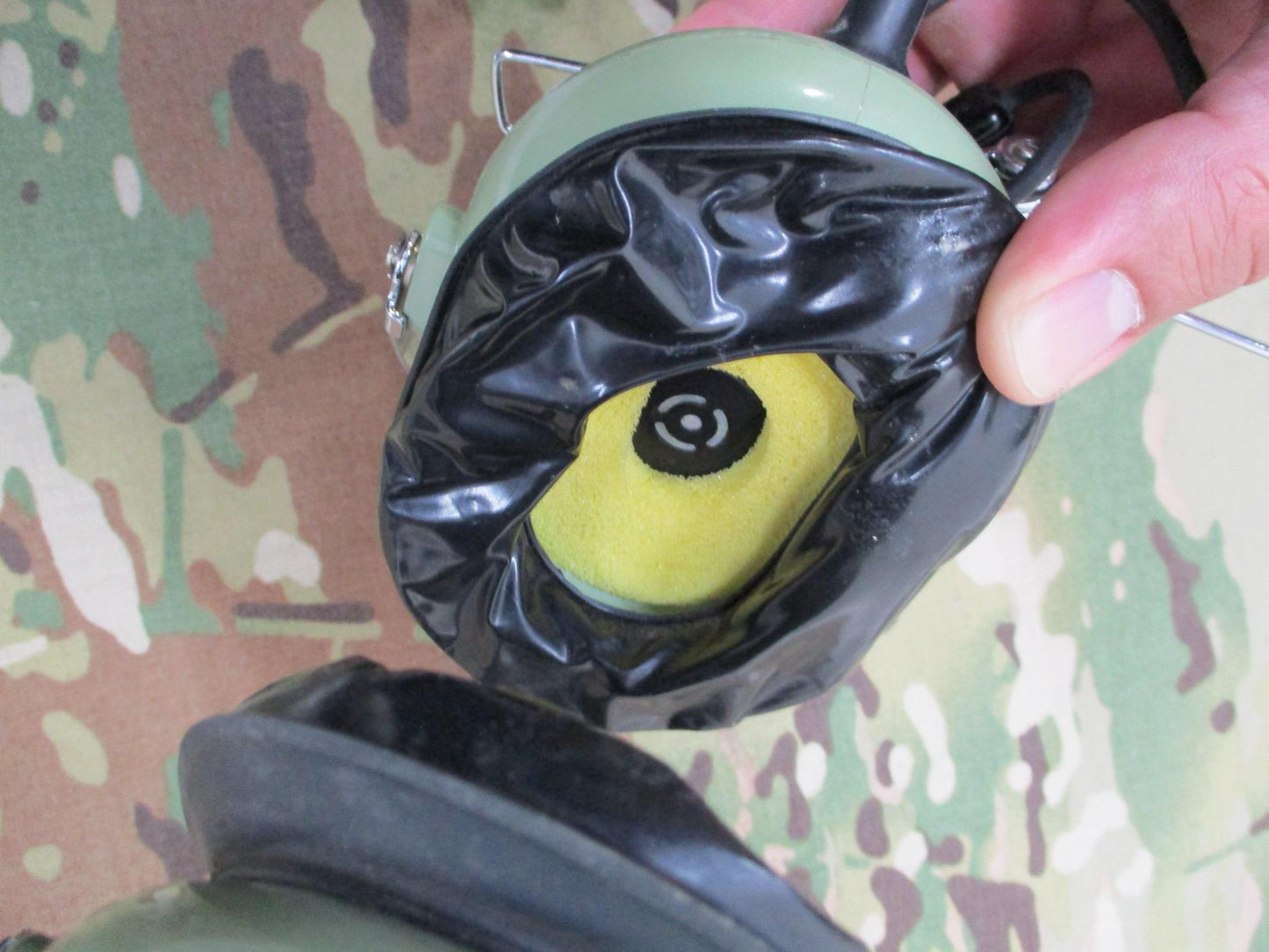 USED DAVID CLARK FLIGHT AIRCREW AVIATION HEADSET W/ BOOM MIC H10-76 EARPHONES