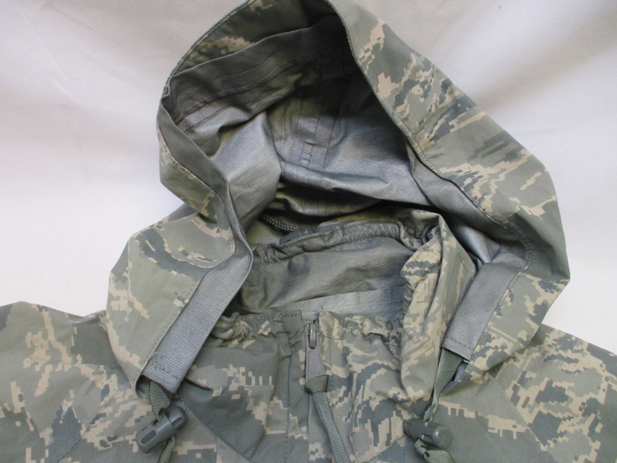 USAF JACKET APECS GORE-TEX COLD/WET WEATHER PARKA SMALL/SHORT ABDU DIGITAL USED