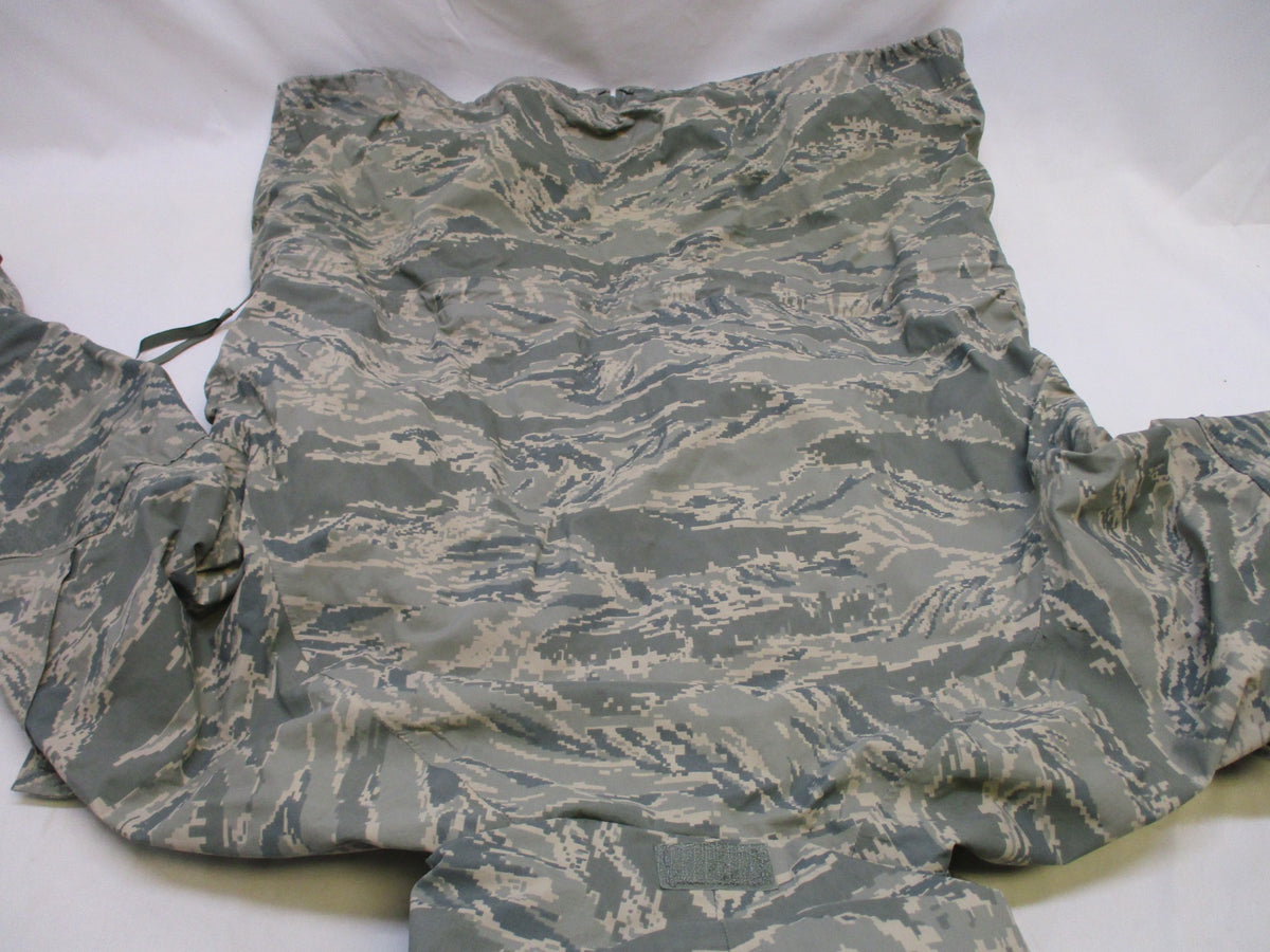 USAF JACKET APECS GORE-TEX COLD/WET WEATHER PARKA SMALL/SHORT ABDU DIGITAL USED