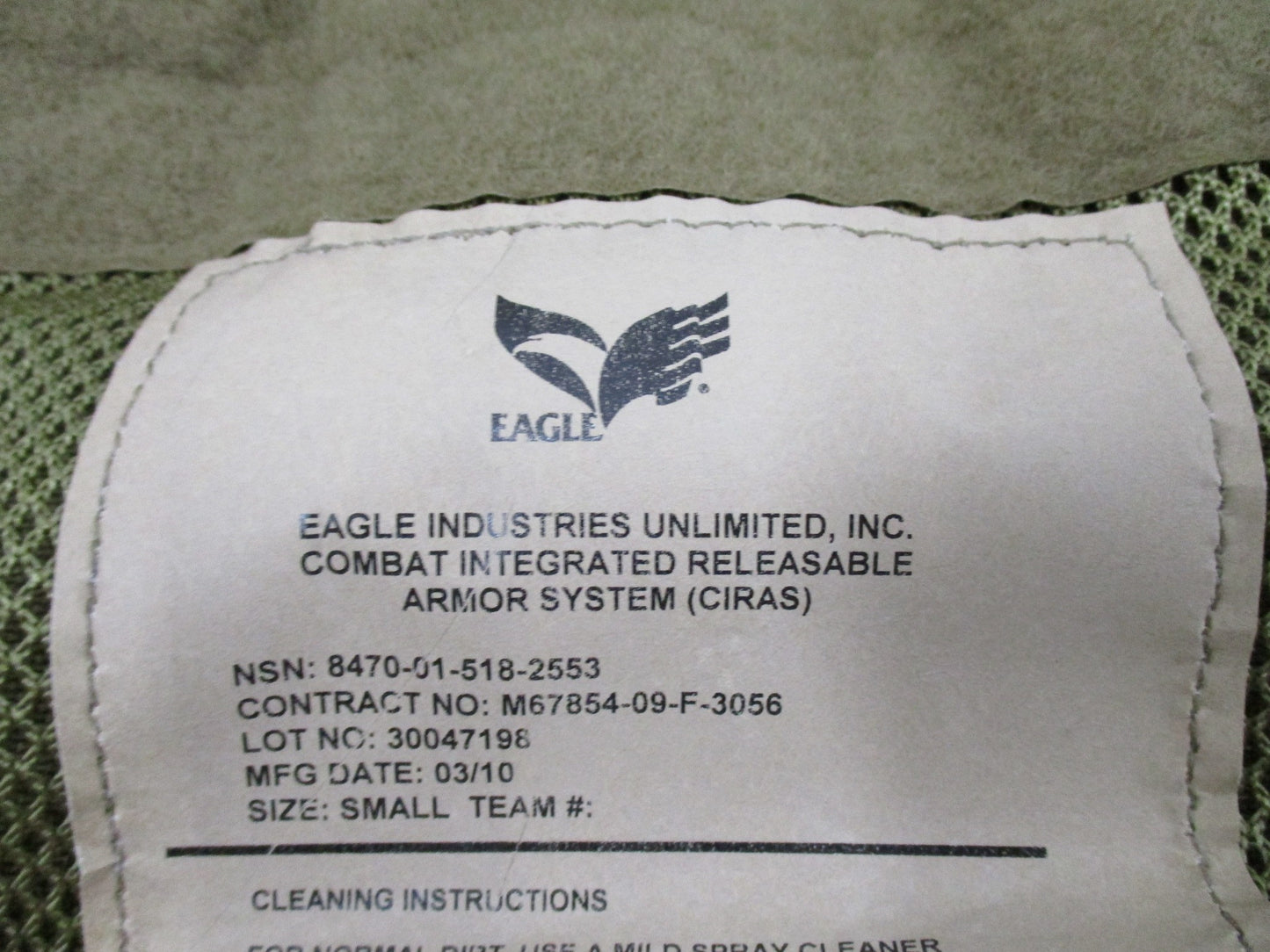 EAGLE INDUSTRIES KHAKI TAN CIRAS PLATE CARRIER (NO ARMOR) RELEASABLE VEST SMALL