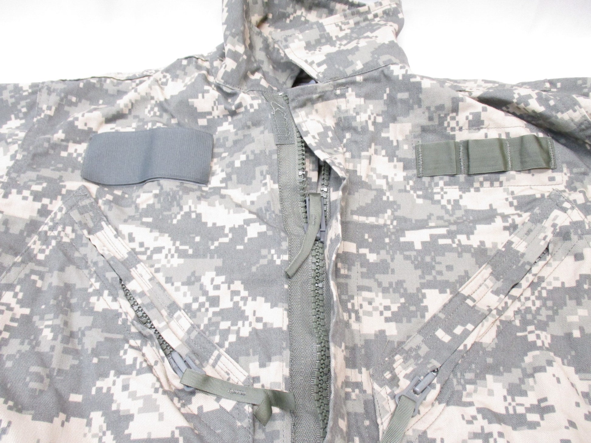 New MILITARY ARMY ISSUE MECHANIC COVERALLS UCP TYPE III SMALL ACU DIGITAL CAMO - Centex Military Gear