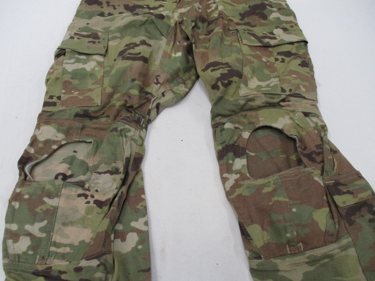 NWOT ARMY ADVANCED COMBAT PANTS W/ CRYE KNEE PAD SLOTS MEDIUM/SHORT SCORPION OCP