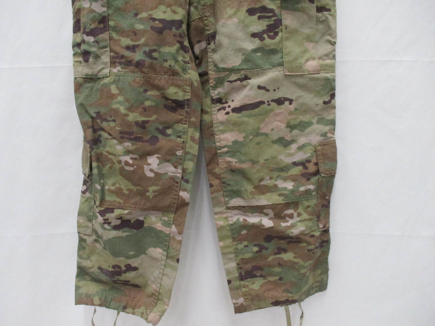 Army Scorpion W2 Medium Short Pants/Trousers FRACU 8415-01-598-9397 Multicam
