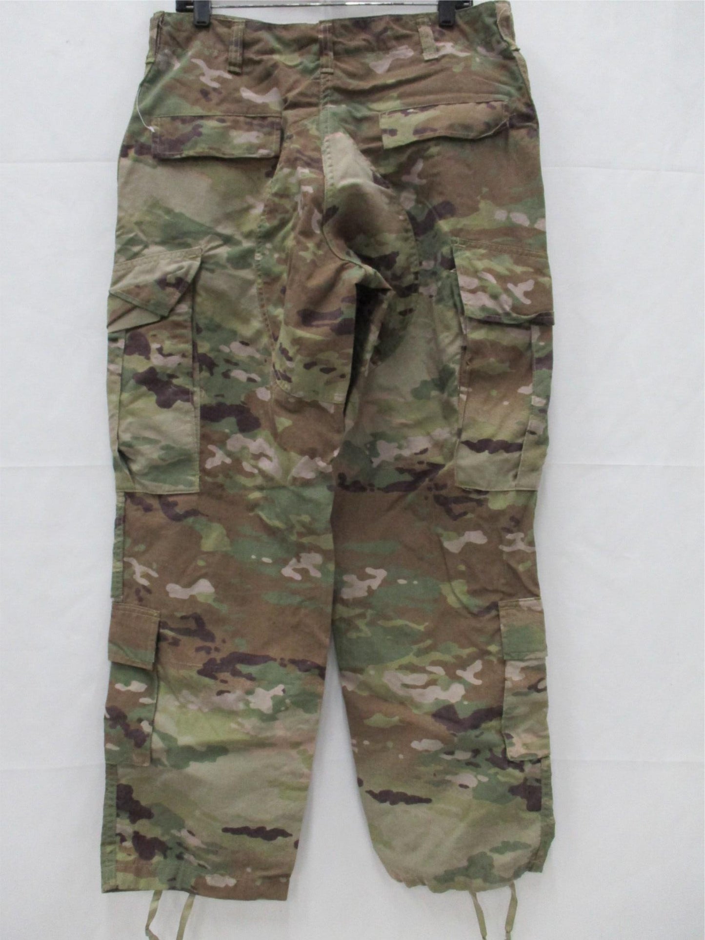 Army Scorpion W2 Medium Short Pants/Trousers FRACU 8415-01-598-9397 Multicam