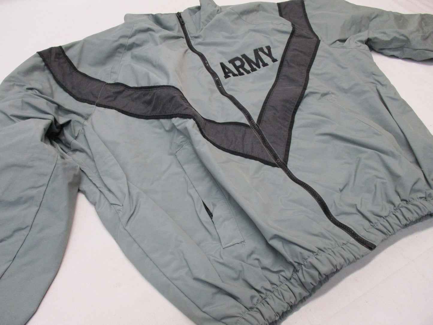 USED US ARMY GREY REFLECTIVE PT JACKET FITNESS UNIFORM COAT WIND BREAKER WARM-UP - Centex Military Gear