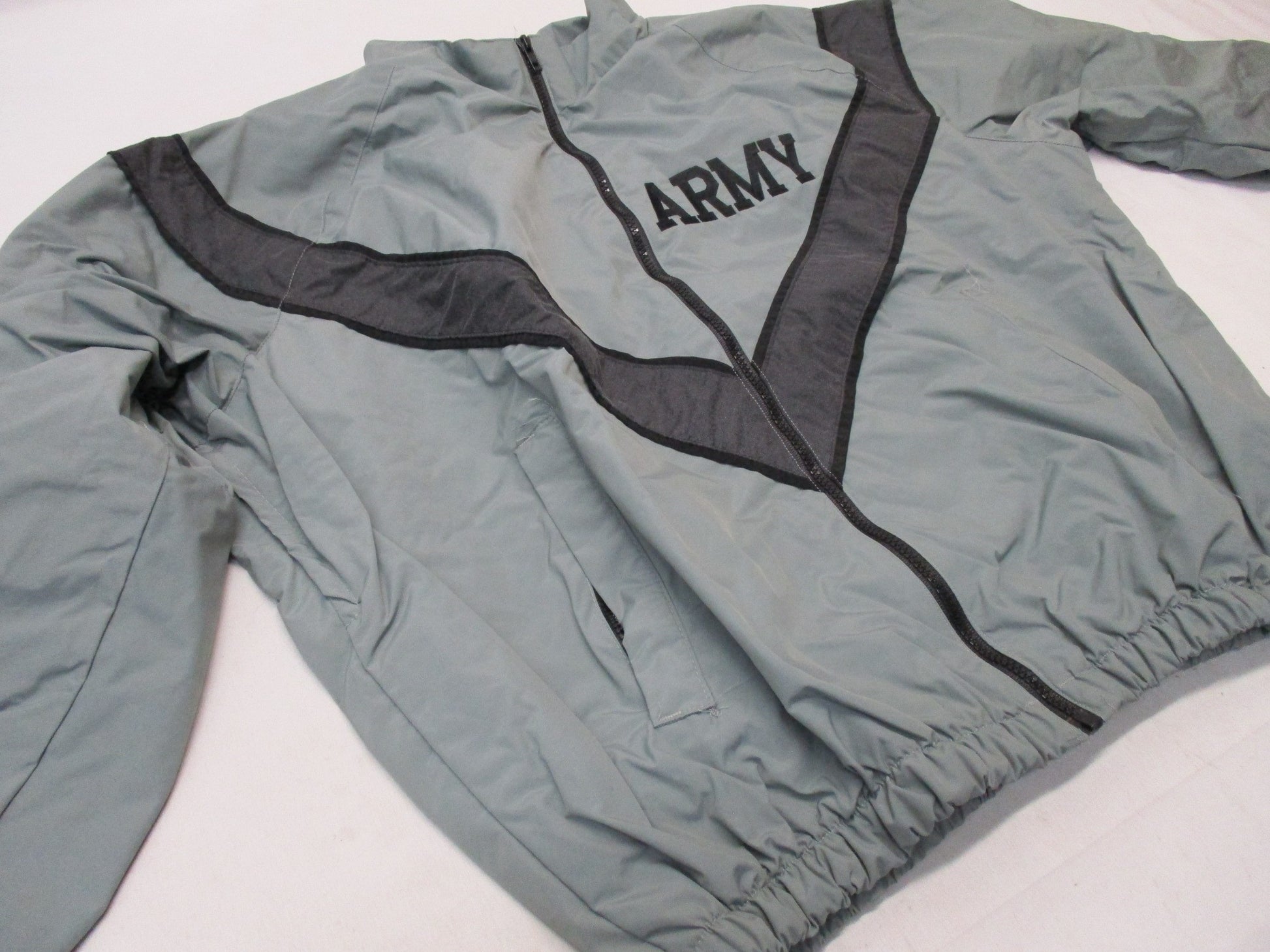 USED US ARMY GREY REFLECTIVE PT JACKET FITNESS UNIFORM COAT WIND BREAKER WARM-UP - Centex Military Gear