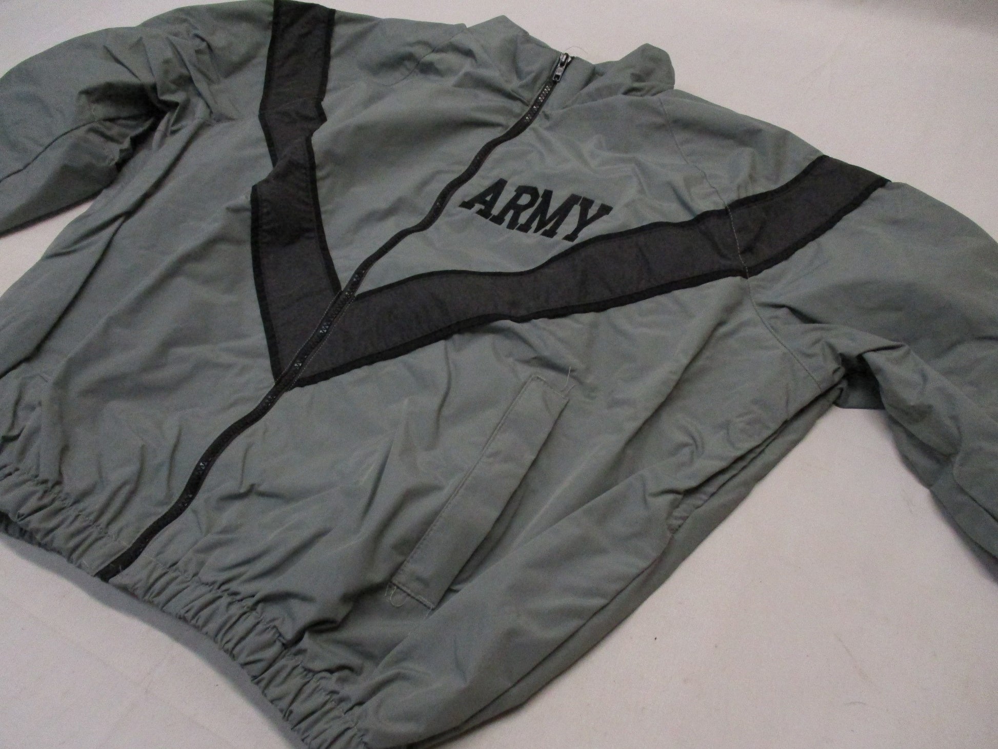 USED US ARMY GREY REFLECTIVE PT JACKET FITNESS UNIFORM COAT WIND BREAKER WARM-UP - Centex Military Gear