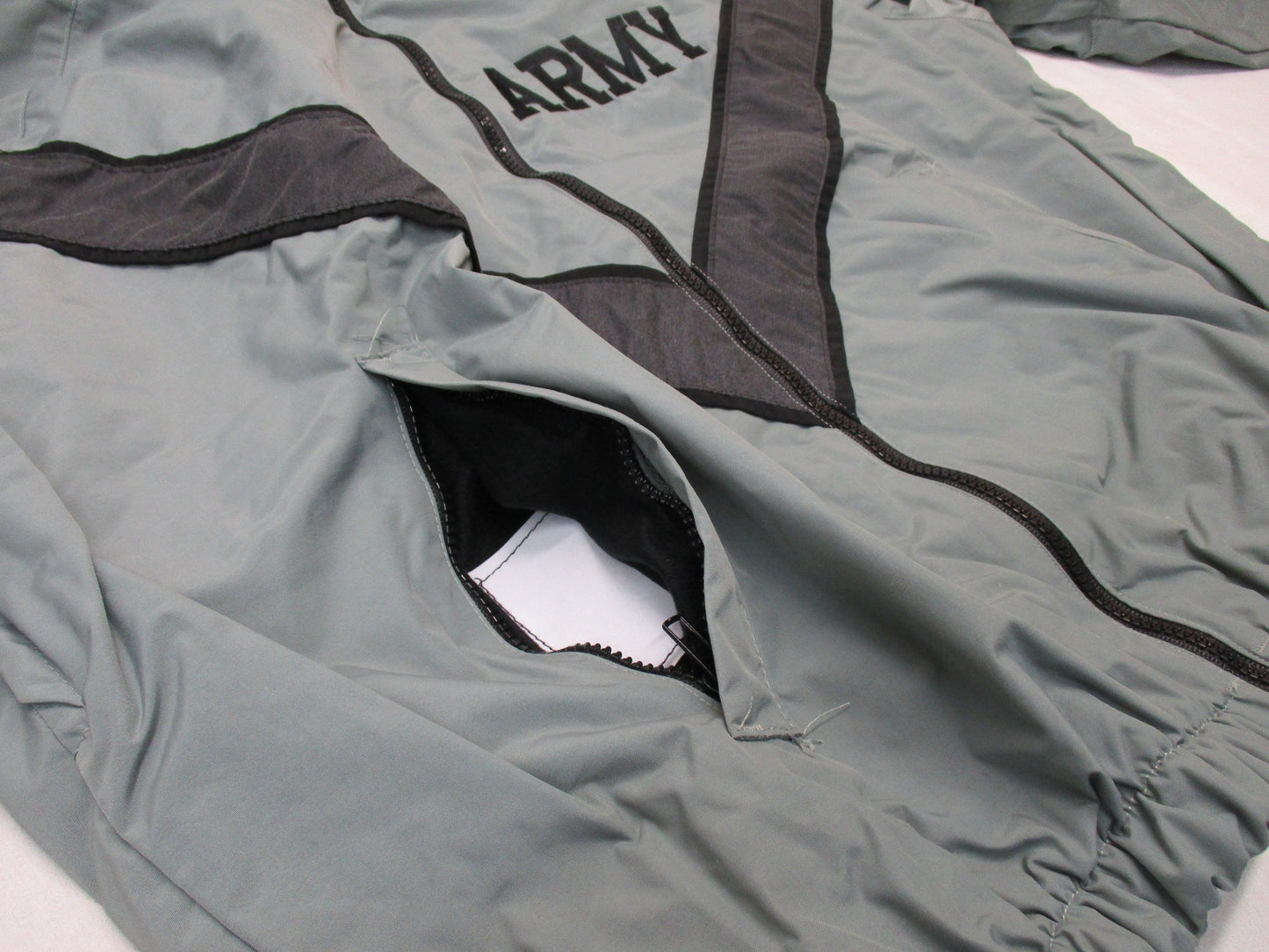 USED US ARMY GREY REFLECTIVE PT JACKET FITNESS UNIFORM COAT WIND BREAKER WARM-UP - Centex Military Gear