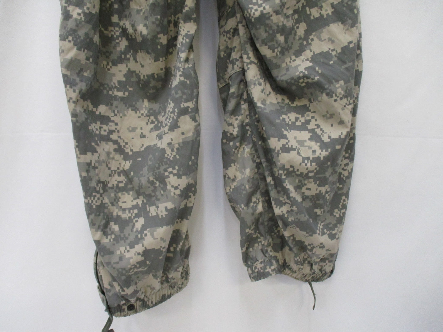 ARMY ACU DIGITAL LEVEL 5 SOFT SHELL TROUSER COLD WEATHER PANTS X-LARGE/X-LONG