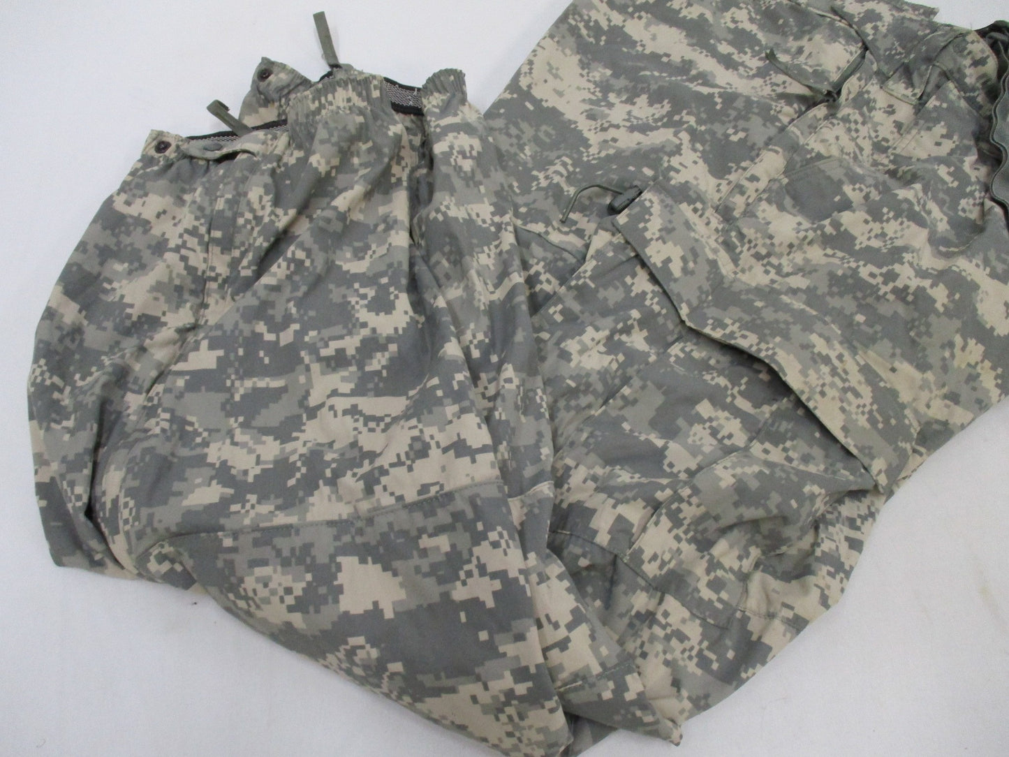 ARMY ACU DIGITAL LEVEL 5 SOFT SHELL TROUSER COLD WEATHER PANTS X-LARGE/X-LONG