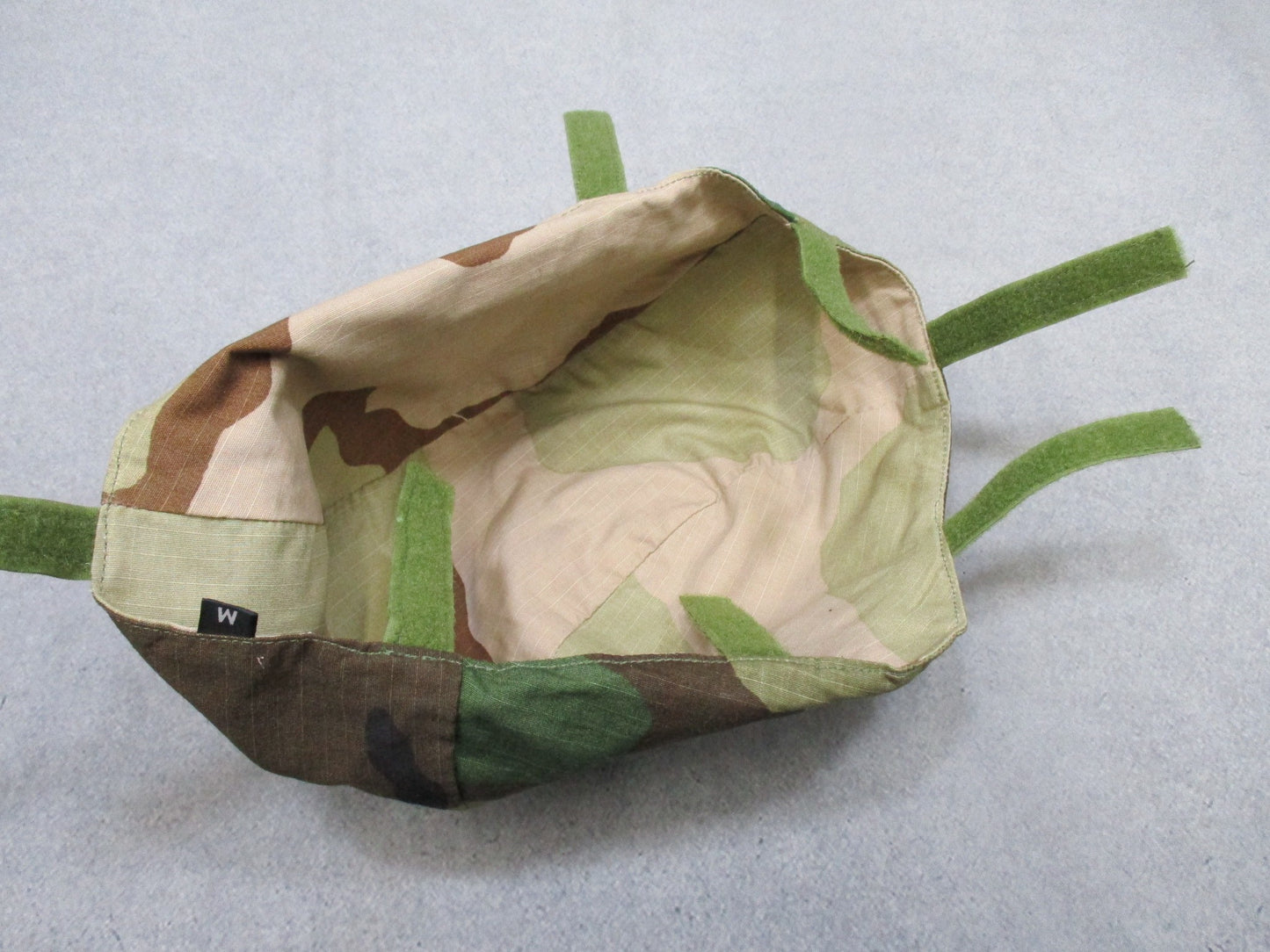 ACH Helmet Cover Medium Reversible Woodland Desert Camo Hook Loop