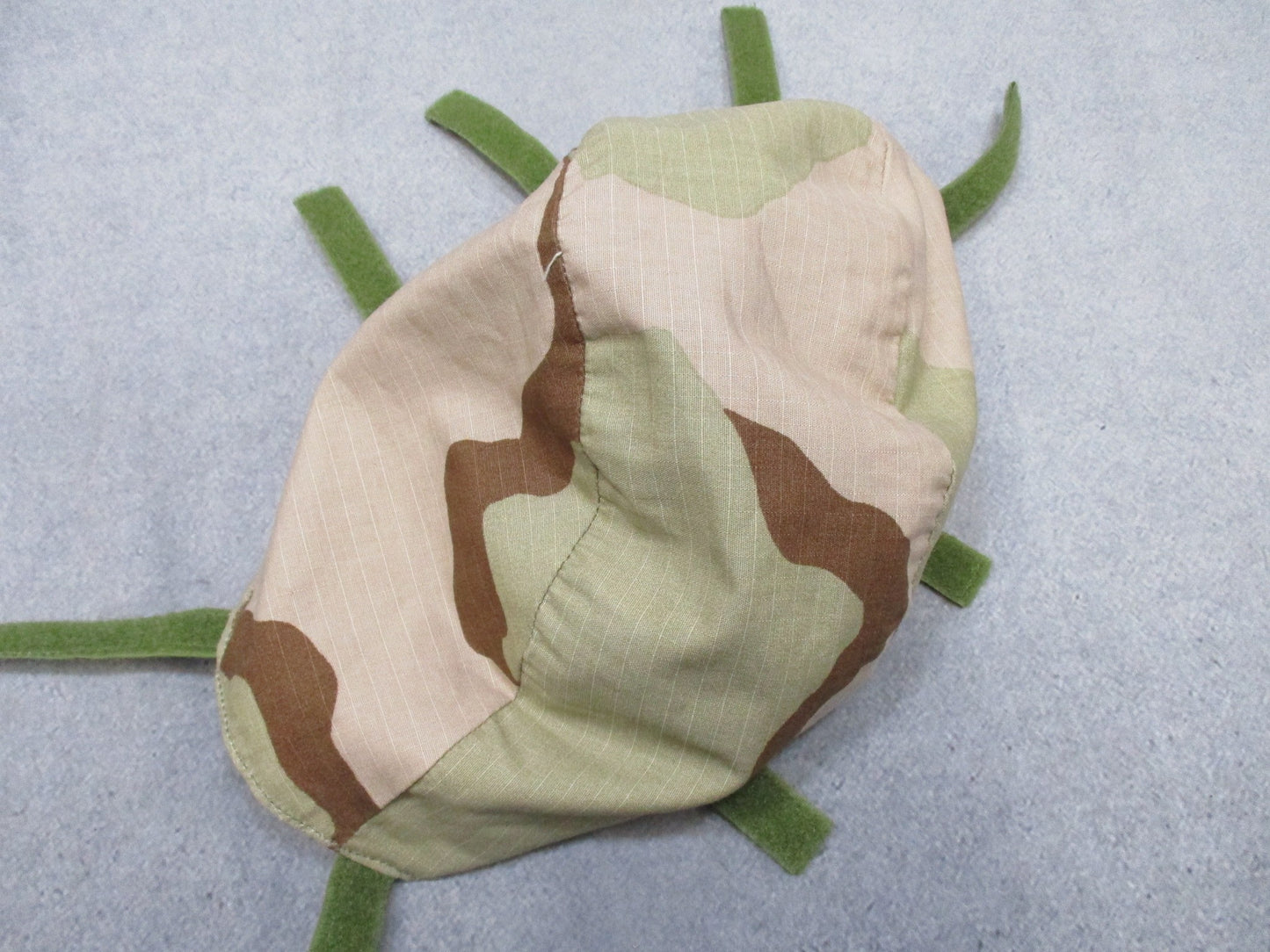 ACH Helmet Cover Medium Reversible Woodland Desert Camo Hook Loop