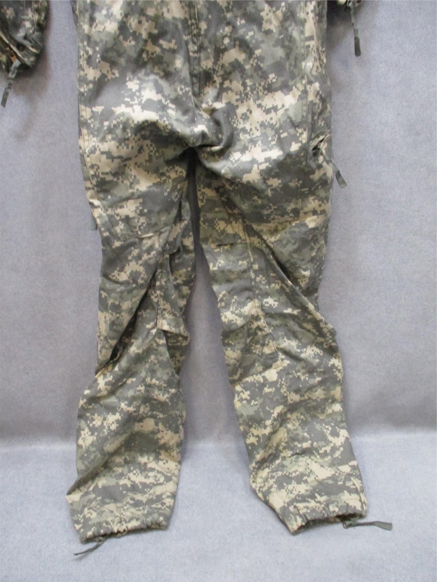 ARMY IMPROVED CREWMAN COVERALLS ACU DIGITAL CVC SMALL/LONG 8415-01-560-5015