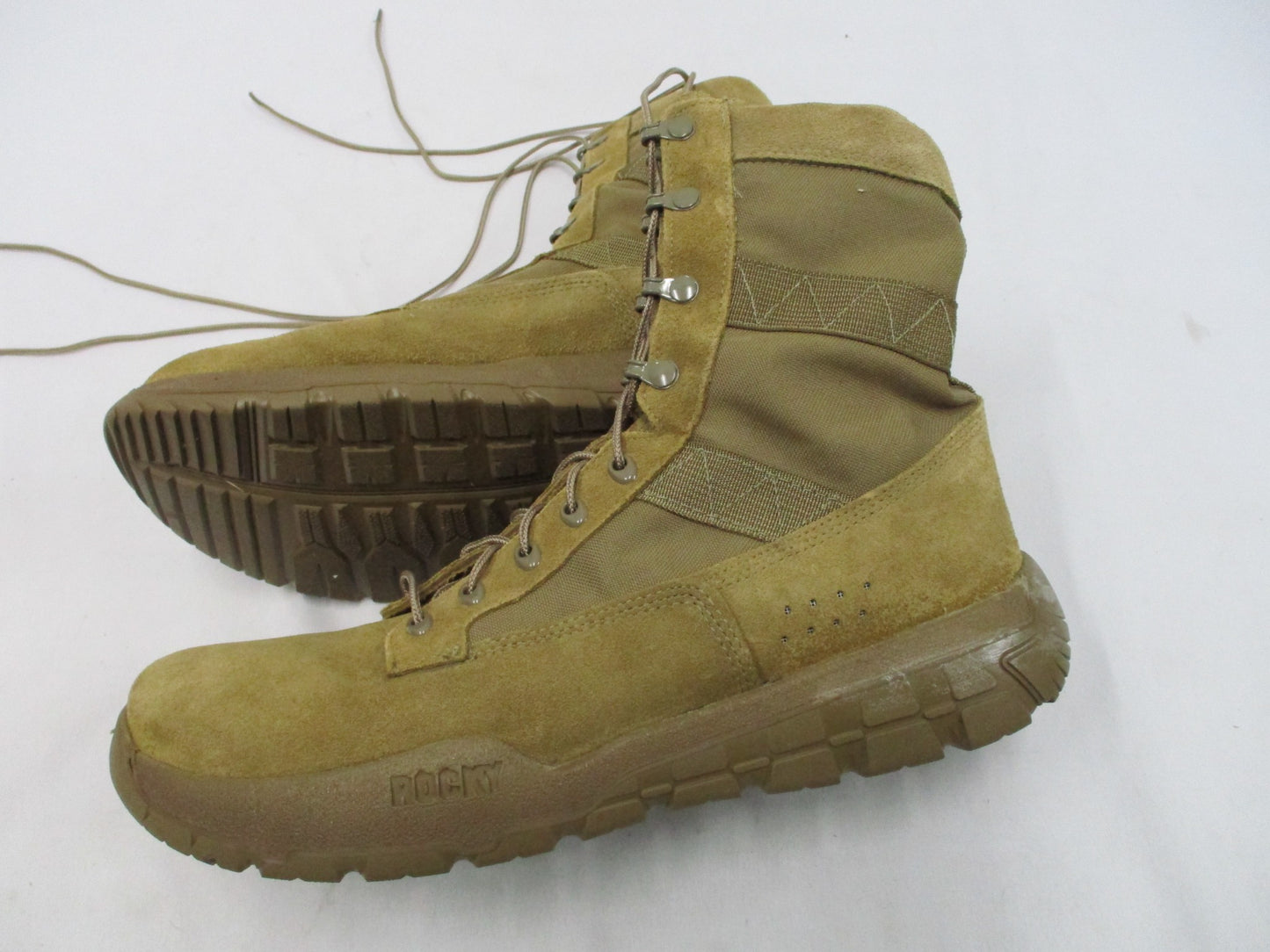 US ARMY ROCKY COMBAT BOOTS C4R TACTICAL BOOT COYOTE 12.5 REGULAR VIBRAM SOLE