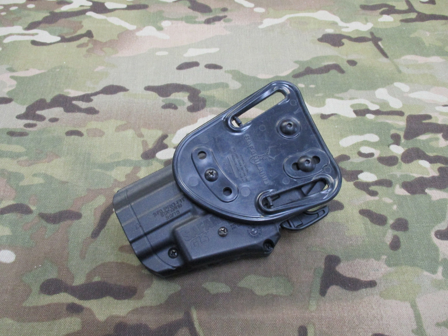 SAFARILAND UNIVERSAL FIT HOLSTER STANDARD SIZE 578 PRO-FIT GLK17, S&W, H&K45, RH - Centex Military Gear