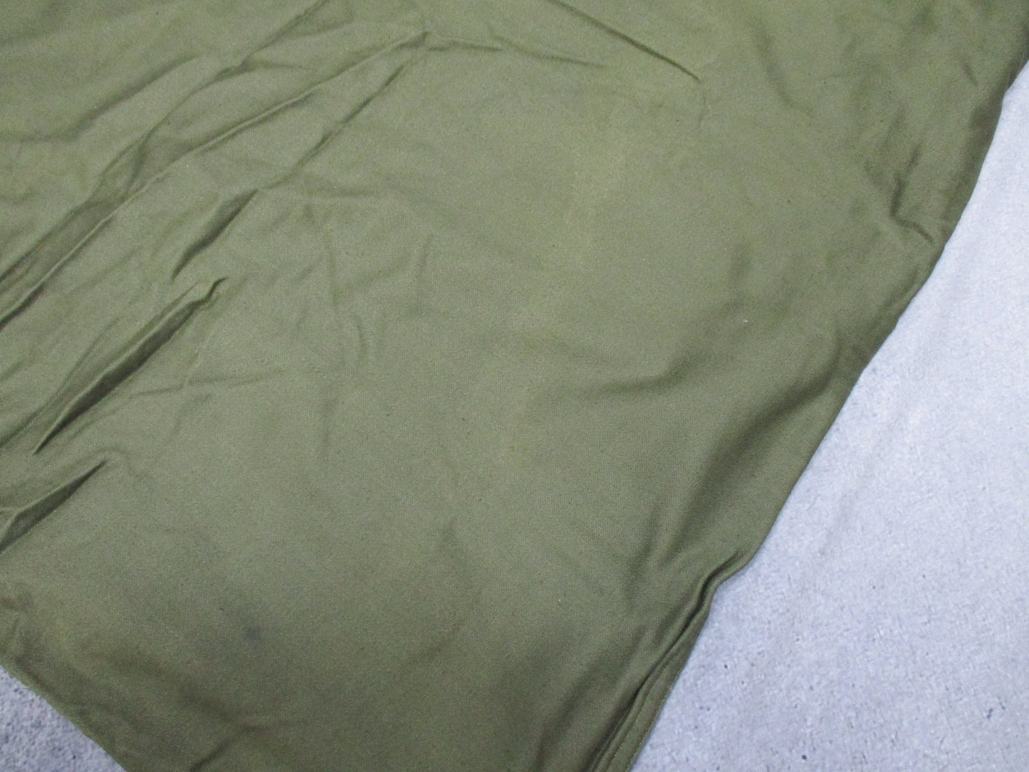 1979 MILITARY LAUNDRY BAG ARMY SURPLUS BARRACKS BAGS STUFF SACK GREEN DRAWSTRING