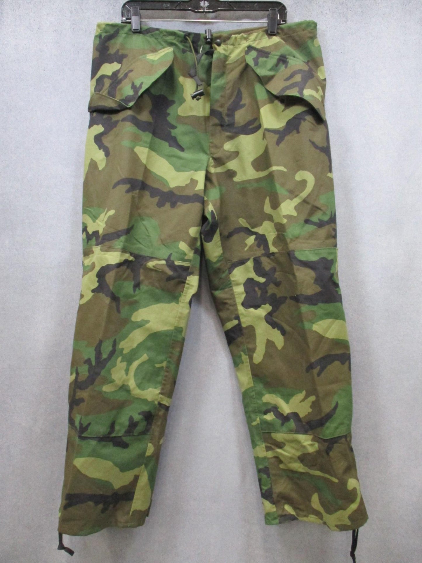 MILITARY COLD/WET WEATHER TROUSER WOODLAND BDU GORE-TEX PANTS MEDIUM/REGULAR