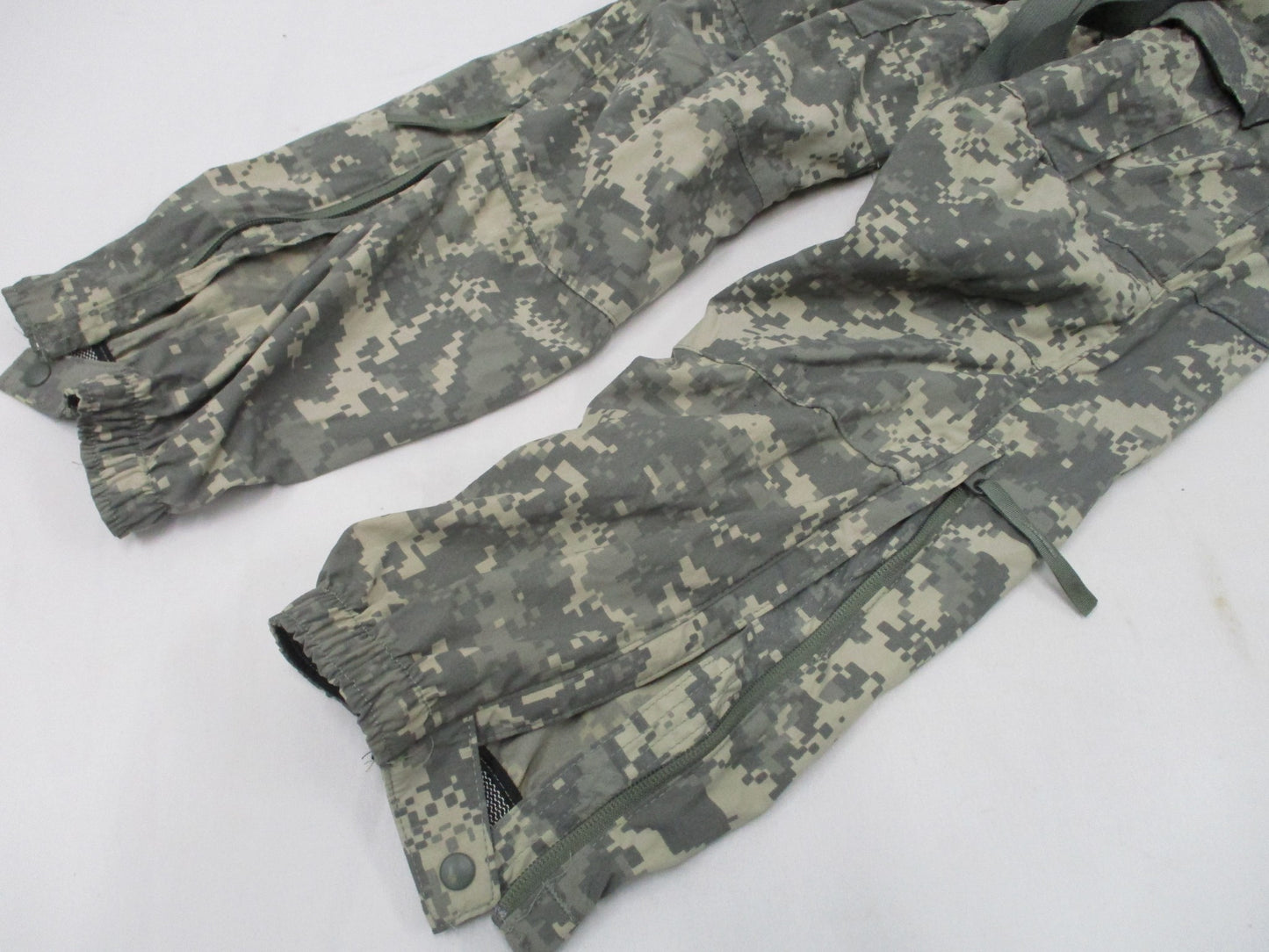 ARMY ACU DIGITAL LEVEL 5 SOFT SHELL TROUSER COLD WEATHER PANTS X-SMALL/SHORT