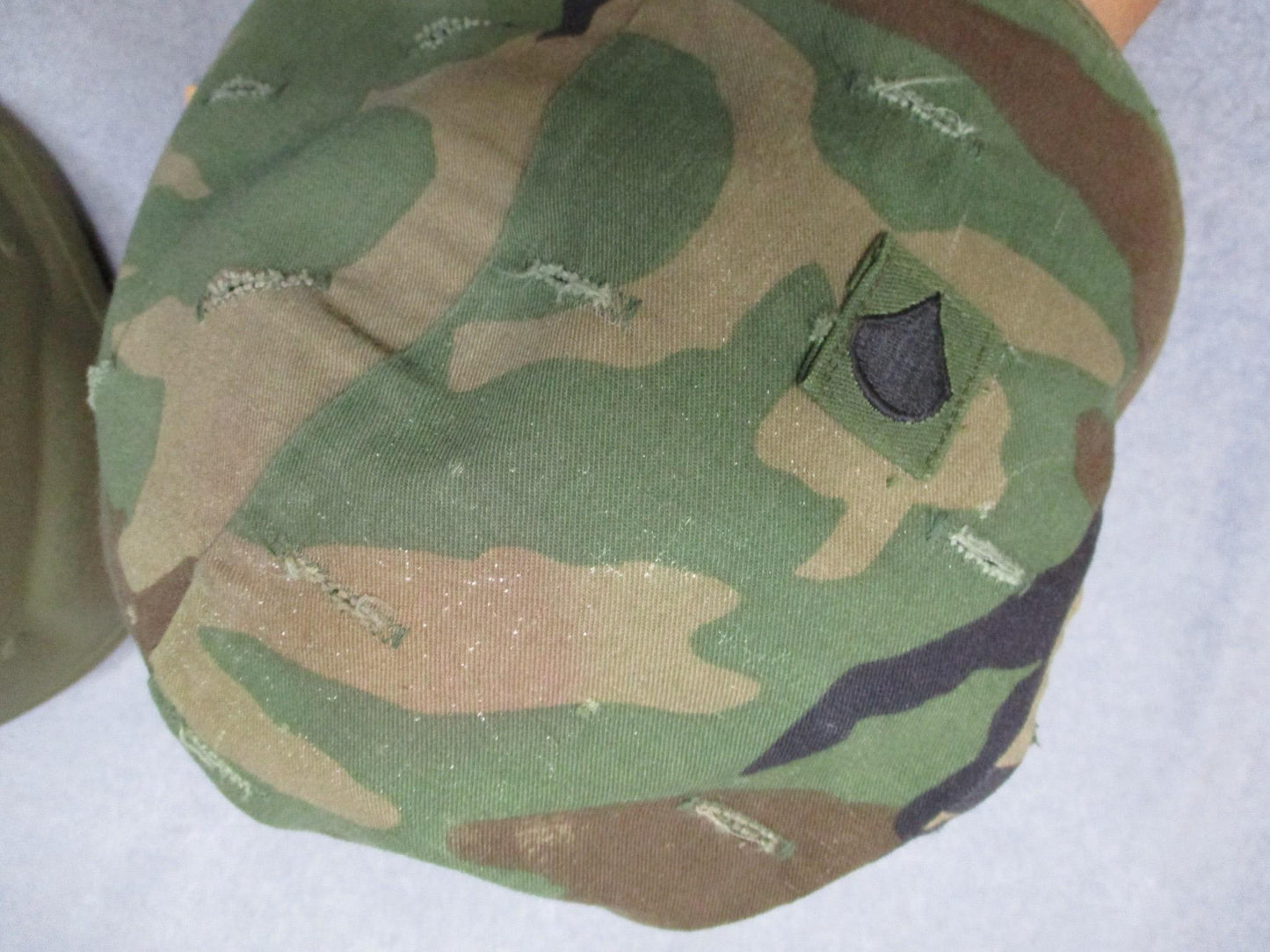 USED PASGT MADE W/ KEVLAR HELMET K-POT MEDIUM OD GREEN BALLISTIC SOLDIERS LID