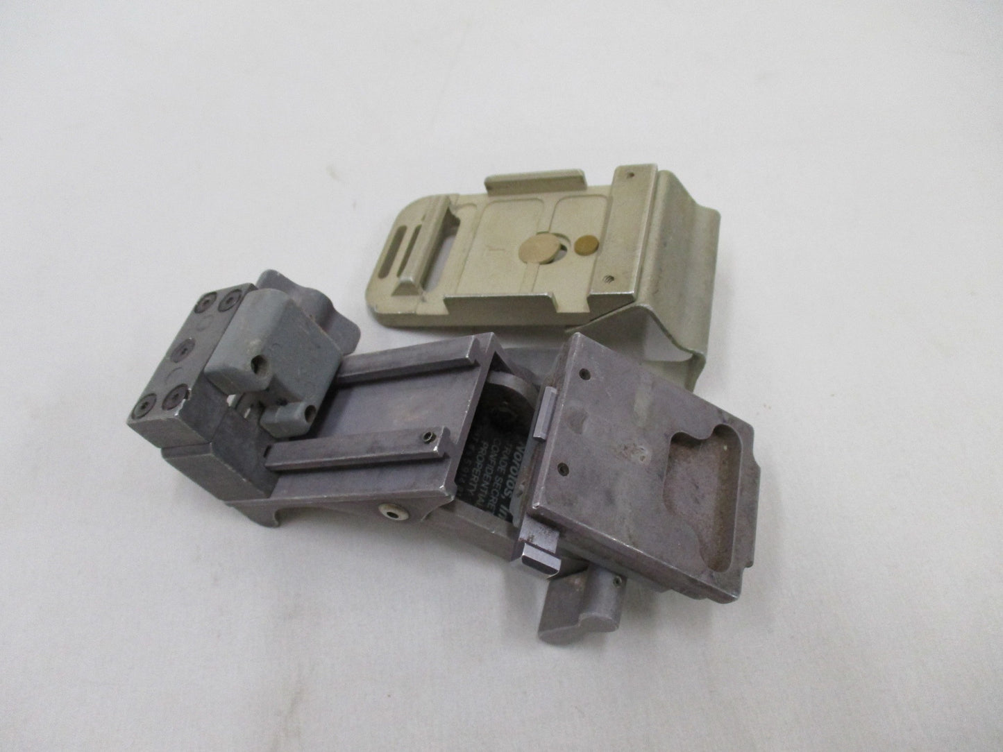 US MILITARY NIGHT VISION HELMET MOUNT NOROTOS RHINO II TITANIUM HORN w. BRACKET