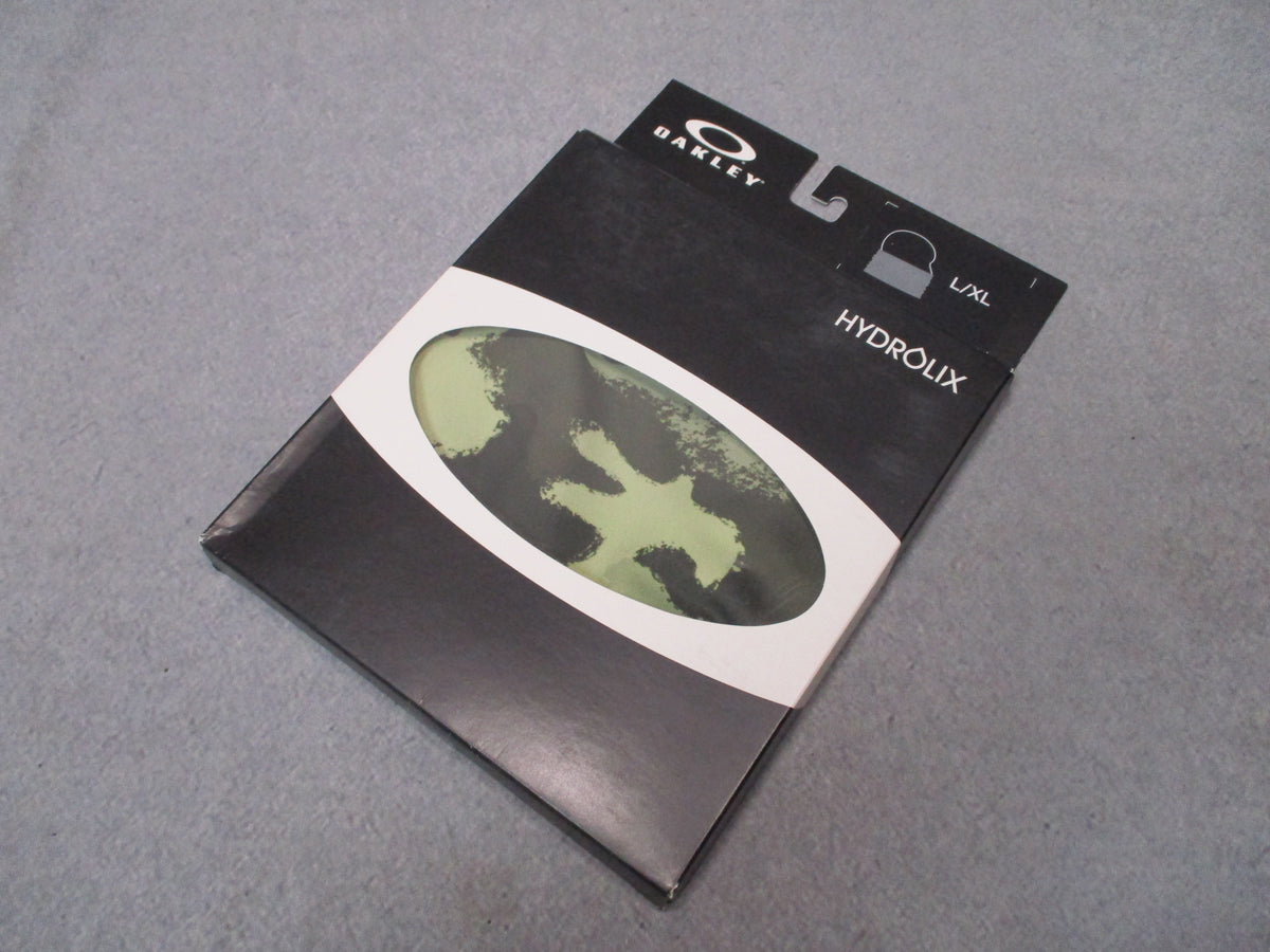 Oakley Hydrolix Neck Gaiter L/XL in painted green camouflage pattern, FOS900712