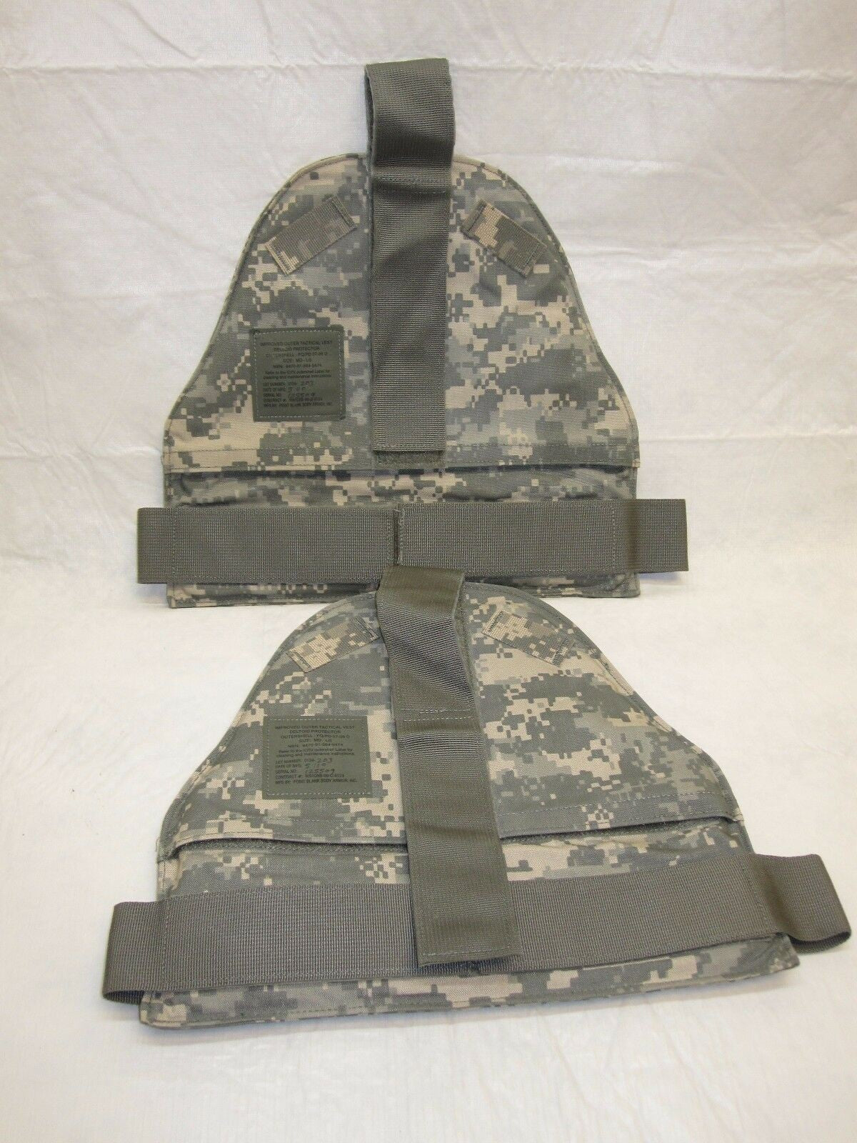 USED ACU DIGITAL UCP DAPS BODY ARMOR SHOULDER PROTECTION MEDIUM-LARGE/LONG