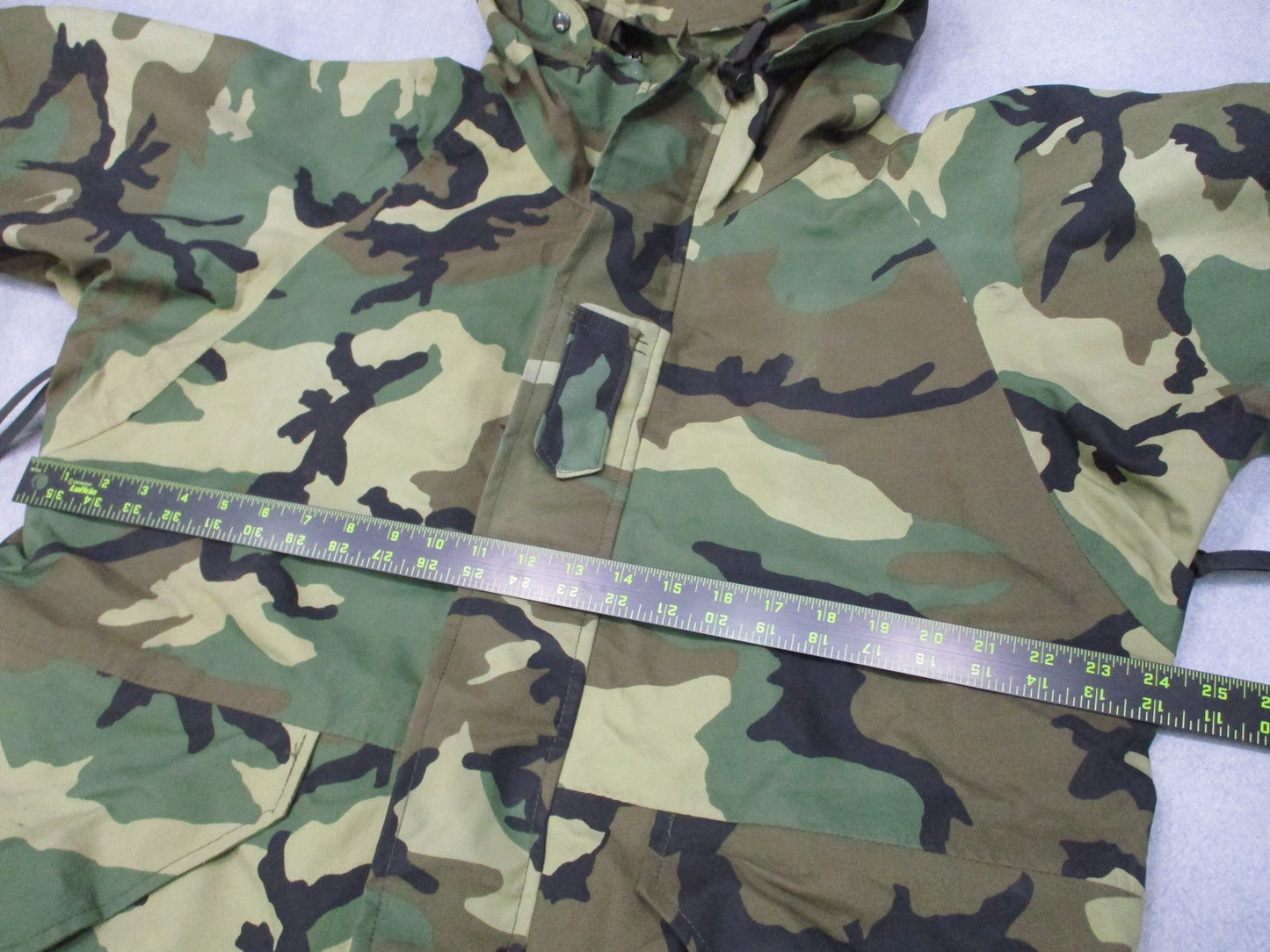 MILITARY ISSUE WOODLAND BDU GORE-TEX JACKET WET/COLD WEATHER PARKA MEDIUMREGULAR