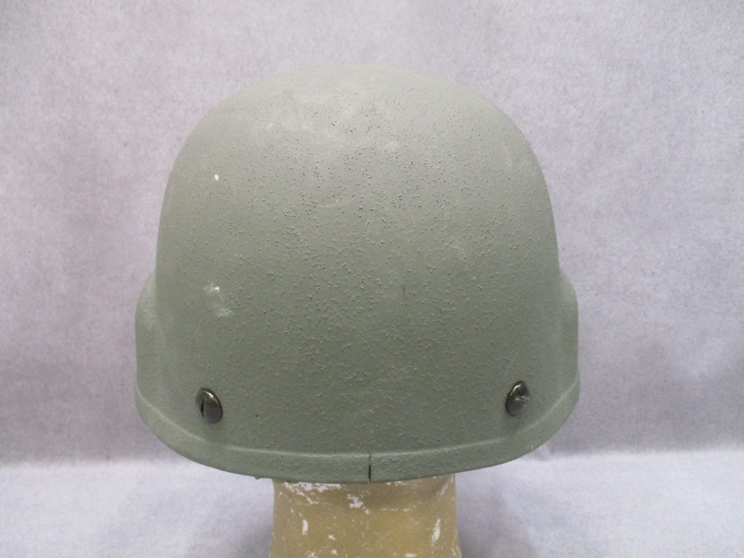 ACH Advanced Combat Helmet Size Medium Foliage Green w/ Pads Chinstrap Ballistic