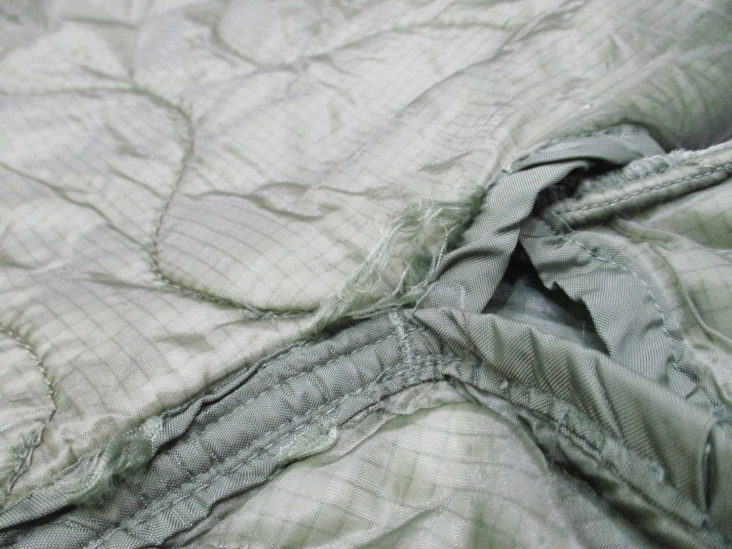 US Military M-65 Field Coat Liner Olive Drab Quilted Jacket Insert Medium Green