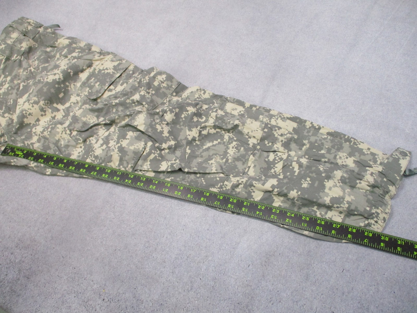 US Military Gen III Soft Shell Trousers UCP Digital Camo Medium Reg w/ Suspender