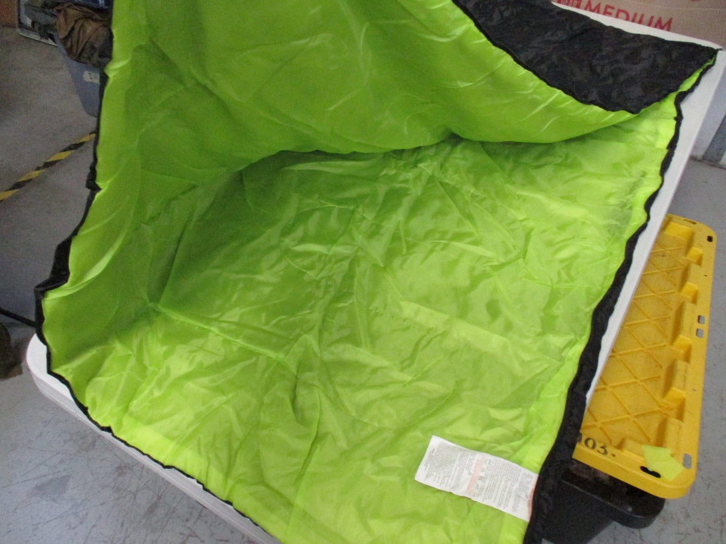 Yellowstone Essential Envelope Sleeping Bag SB005 Lightweight Camping Hiking New