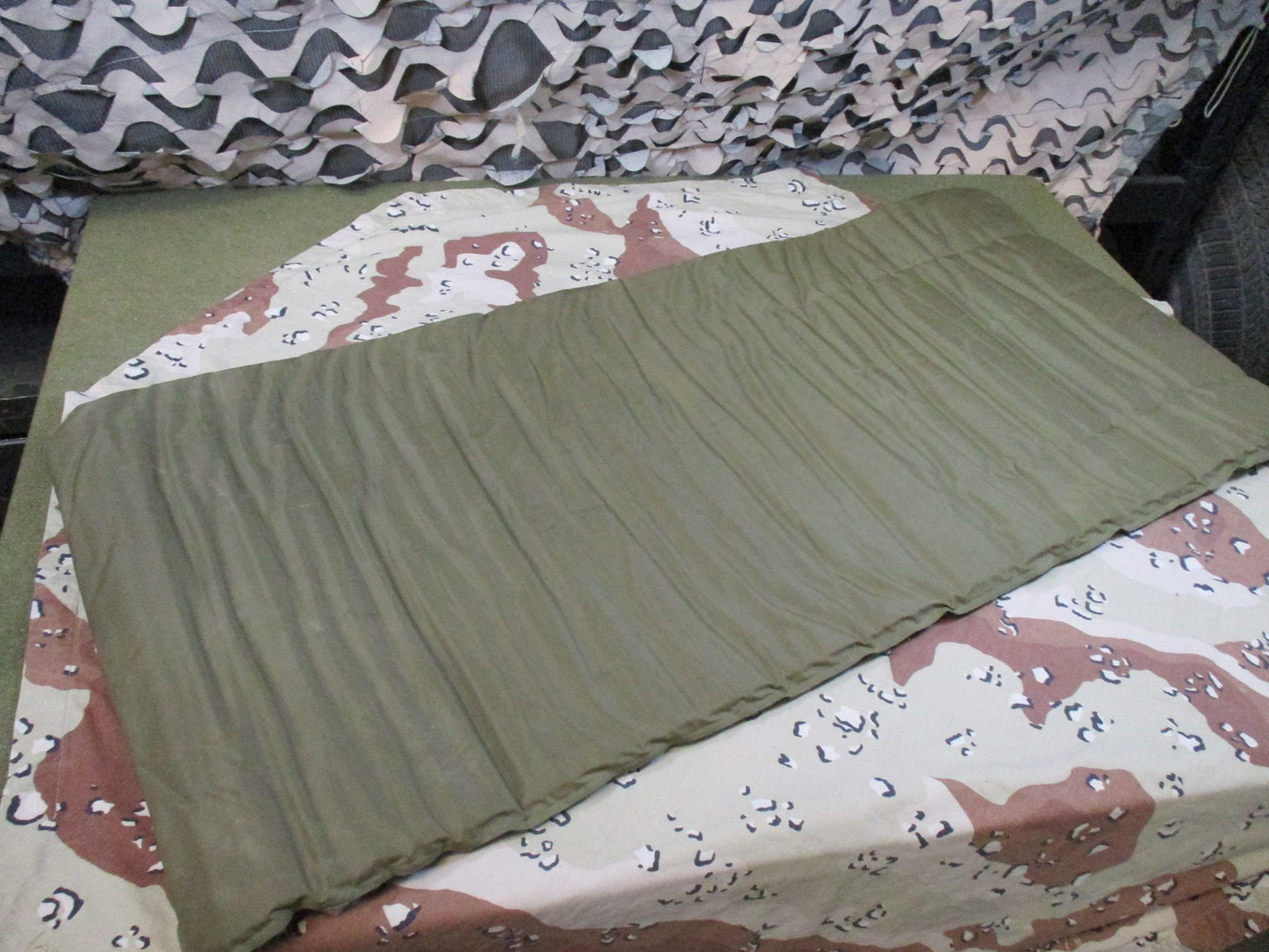 Vintage Therm-a-Rest Classic Series Self-Inflating Sleeping Pad Camping Mat Gree